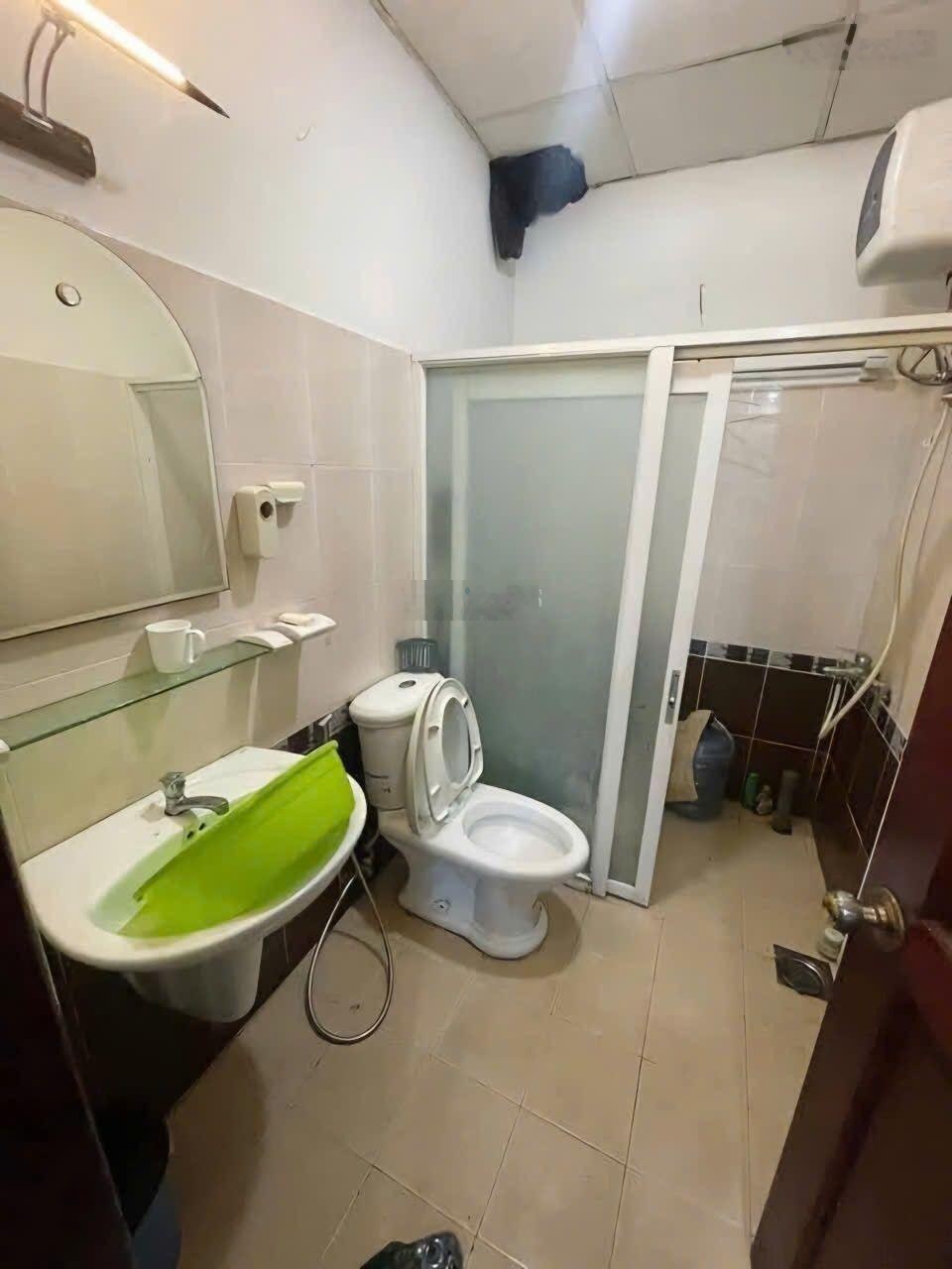 CH 1PN 1WC 52m đầy đủ NT, ban công thoáng mát tại cc Khánh Hội Bến Vân Đồn P1Q4 10tr đẹp sạch sẽ