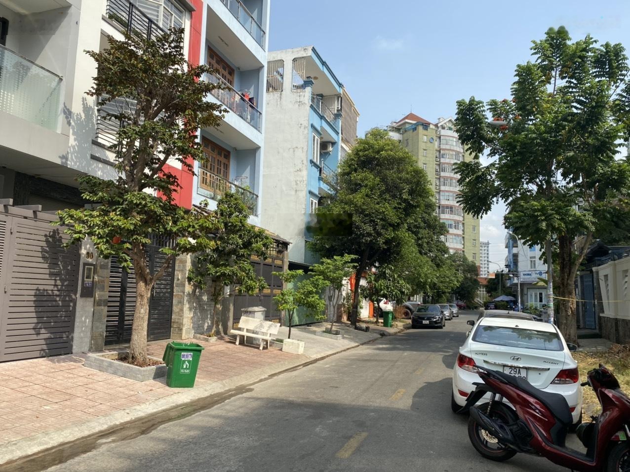 Cần bán lô đất dự án ap-ak q2-dt:8x20=160m2-đối diện cv-giá:240tr/m2,lh:0903013079 a ngọc