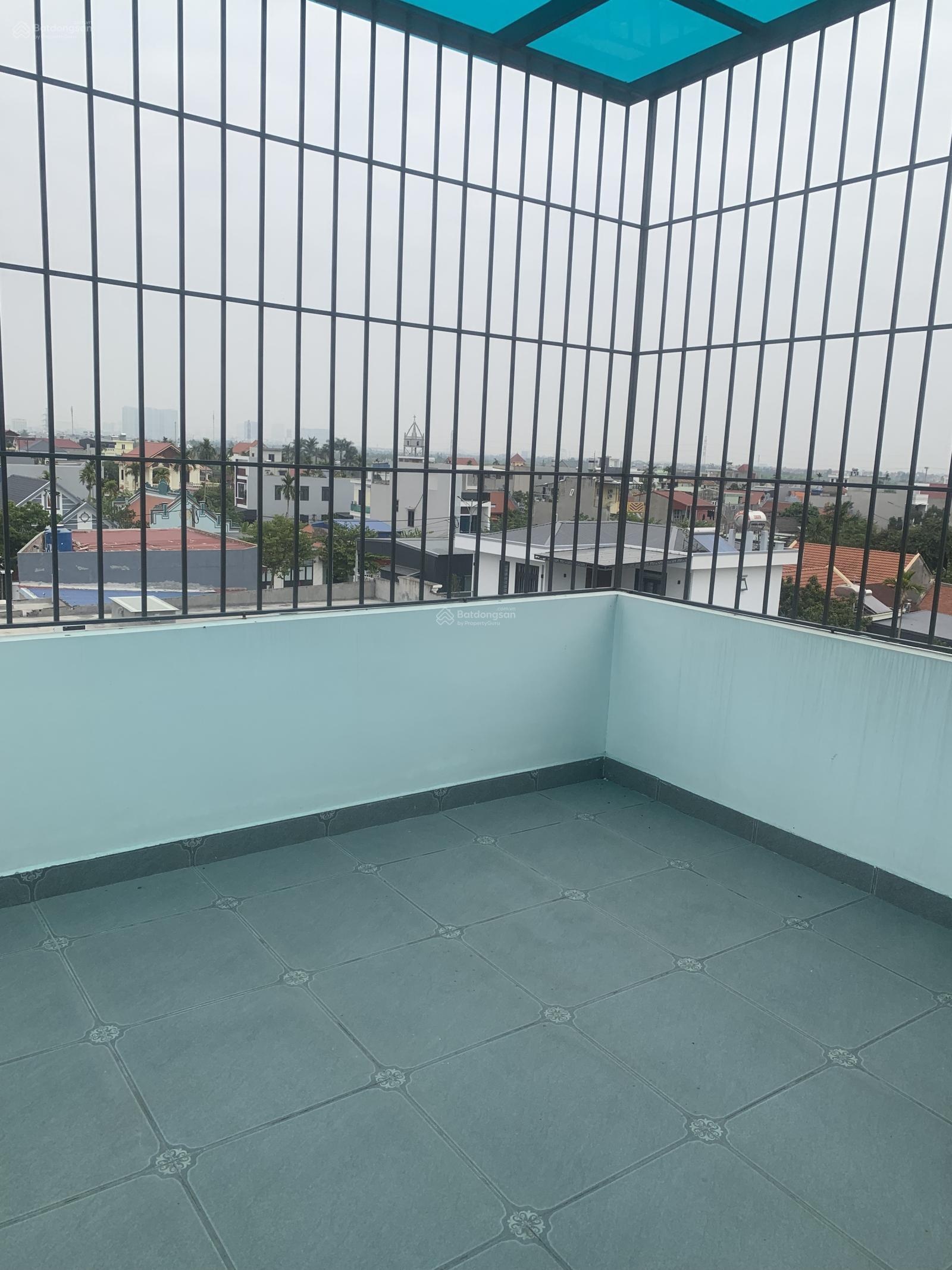 Chính chủ bán gấp nhà 4 tầng mới tinh oto tránh nhau địa chỉ: 216 đa phúc, dương kinh