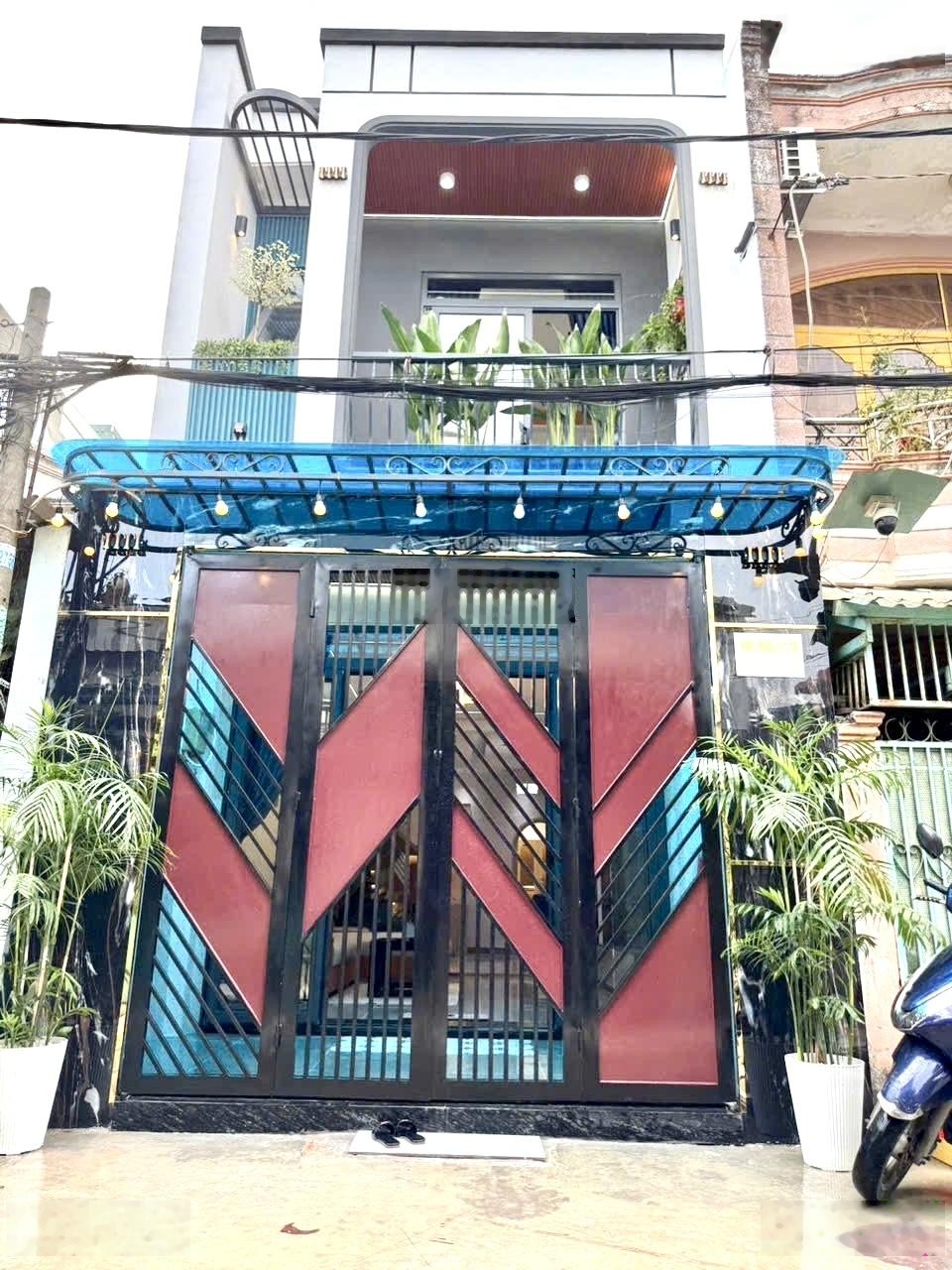 Nhà mới giáp Tân Phú, gần Aeon, 56m2 - 3PN (1PN trệt) đường xe hơi 6m thông, chỉ 5.65 tỷ