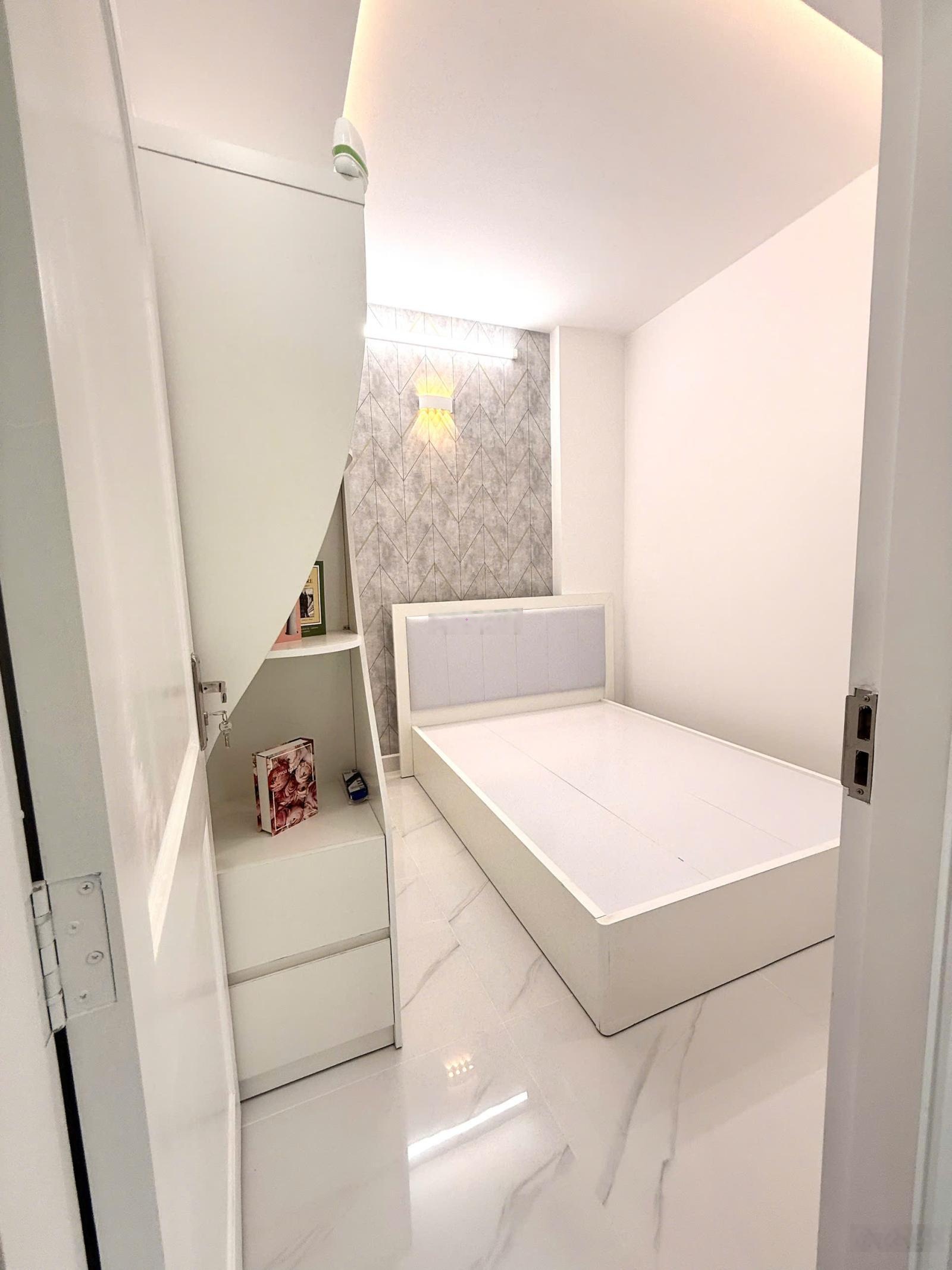 Mua nhà ăn tết 2026 (4.1x12m), 32 đường Ông Ích Khiêm gần nhà thờ Đá, Q11. Giá hơn 7 tỷ xíu