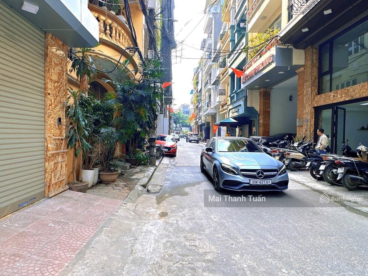 Gấp!phân lô,gara oto,thang máy,kinh doanh,doãn kế thiện,phạm văn đồng,dt:60m2x7t,mt=5m,18.4ty