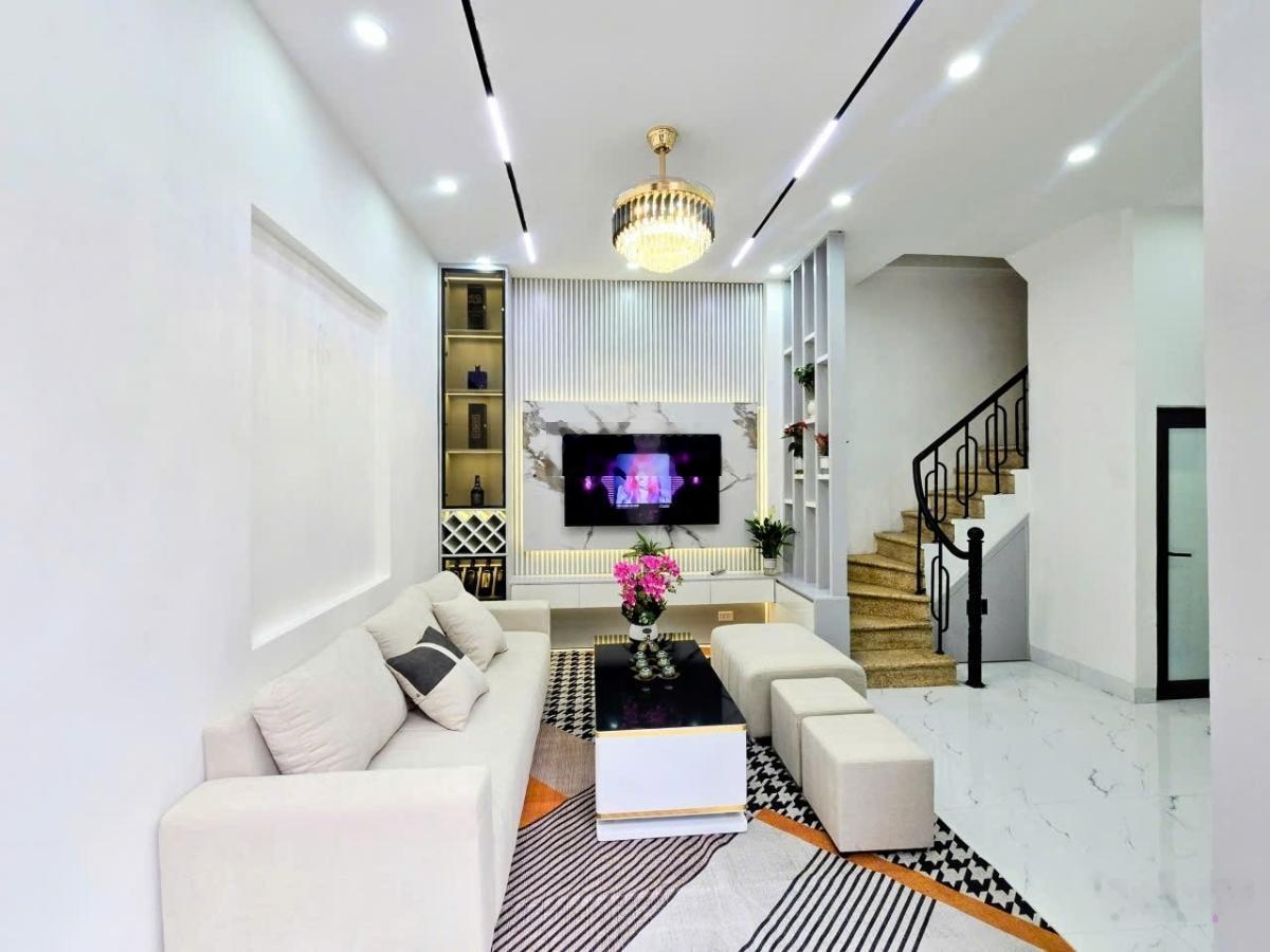 Siêu Hiếm!!! Định Công-28m2x4T, MT: 6m-20m ra phố-Chỉ 6.8 TỶ