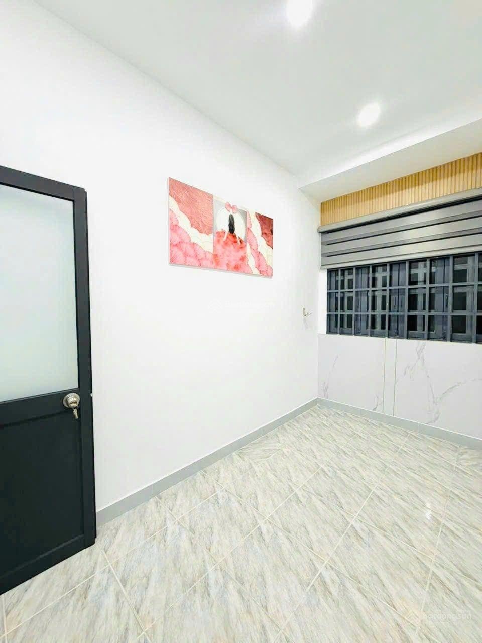 Nhà 1 lầu 31m2 mặt tiền đướng số 6, ngay ngã 6 gò vấp.