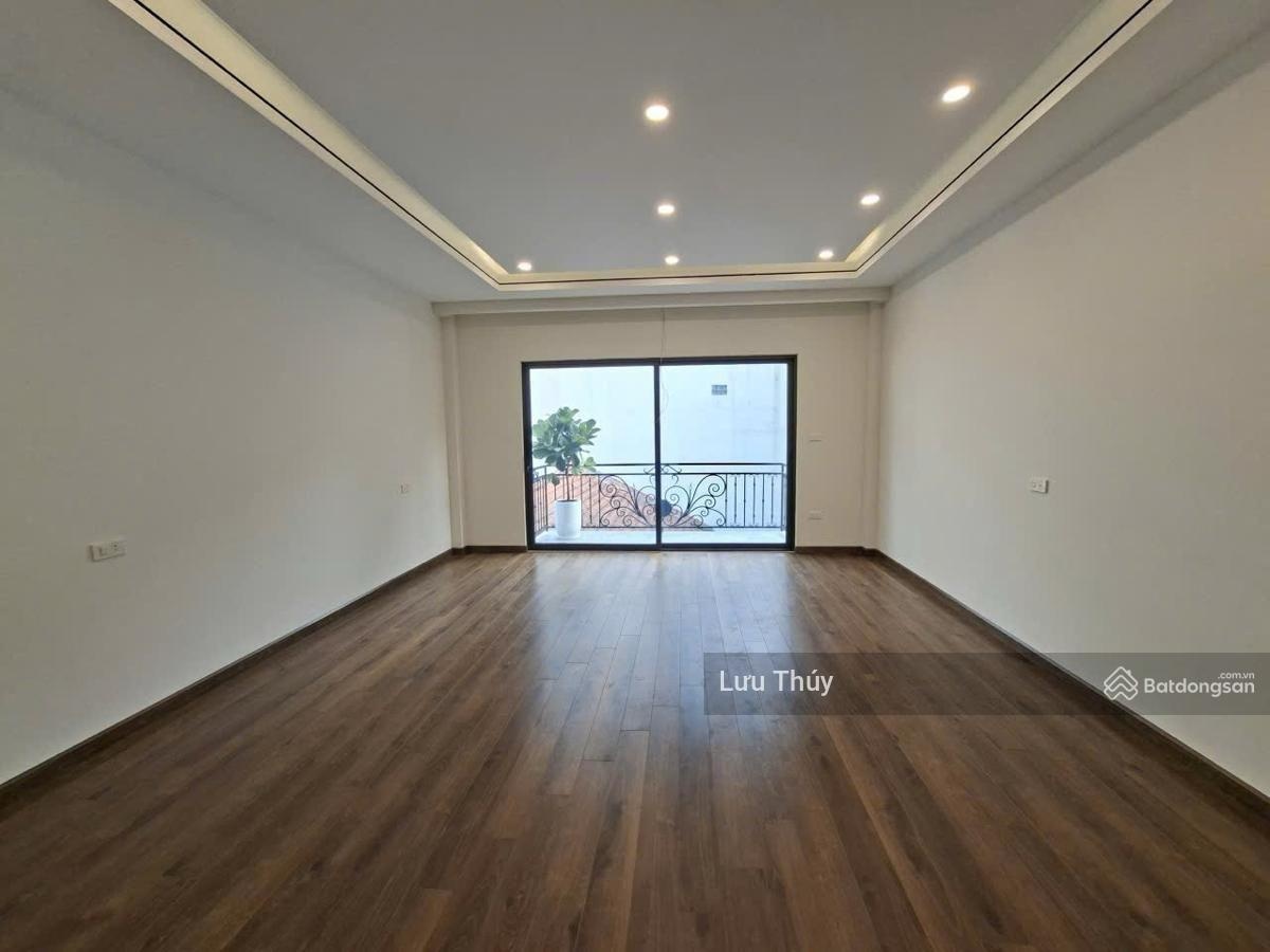 Bán nhà phố ngọc lâm long biên 21 tỷ 80m2 mt 5m 6t ô tô kinh doanh