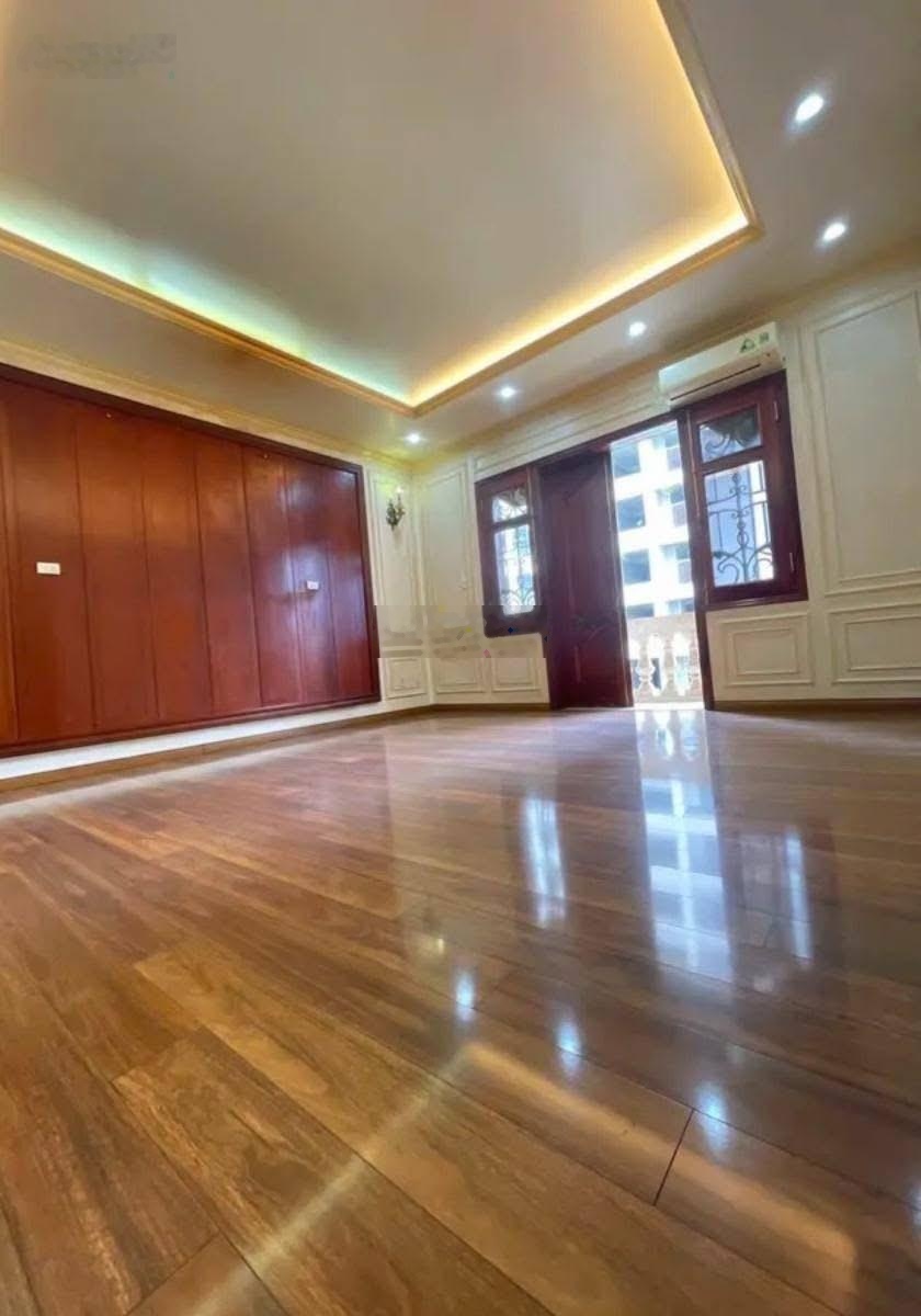 (hạ 1,5 tỷ ) 23,5 tỷ , lô góc trần quý kiên, vp/ cty , kinh doanh, 60m2 , mt 6m