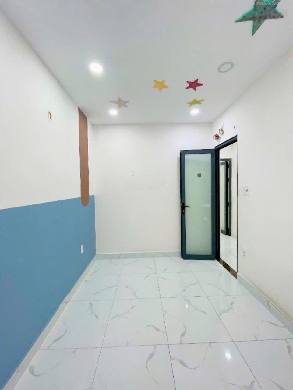 Bán nhà tôn đản quận 4, hẻm 1sẹt, 52m2, 3tầng, ngang 4m - sát khánh hội - chỉ 5.29tỷ