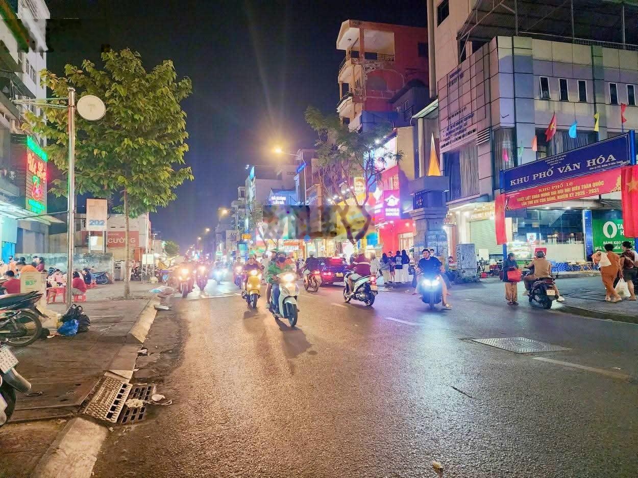 Hẻm xe tải Tô Hiến Thành lõi Q10 3 tầng kiên cố giá chỉ 5.65 tỷ chốt nhanh còn thương lượng