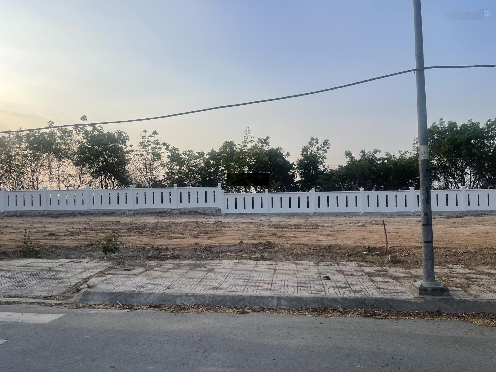 Kẹt tiền bán nhanh lô đất tại Bến Cát Center - An Điền hơn 900 triệu sổ sẵn, công chứng ngay