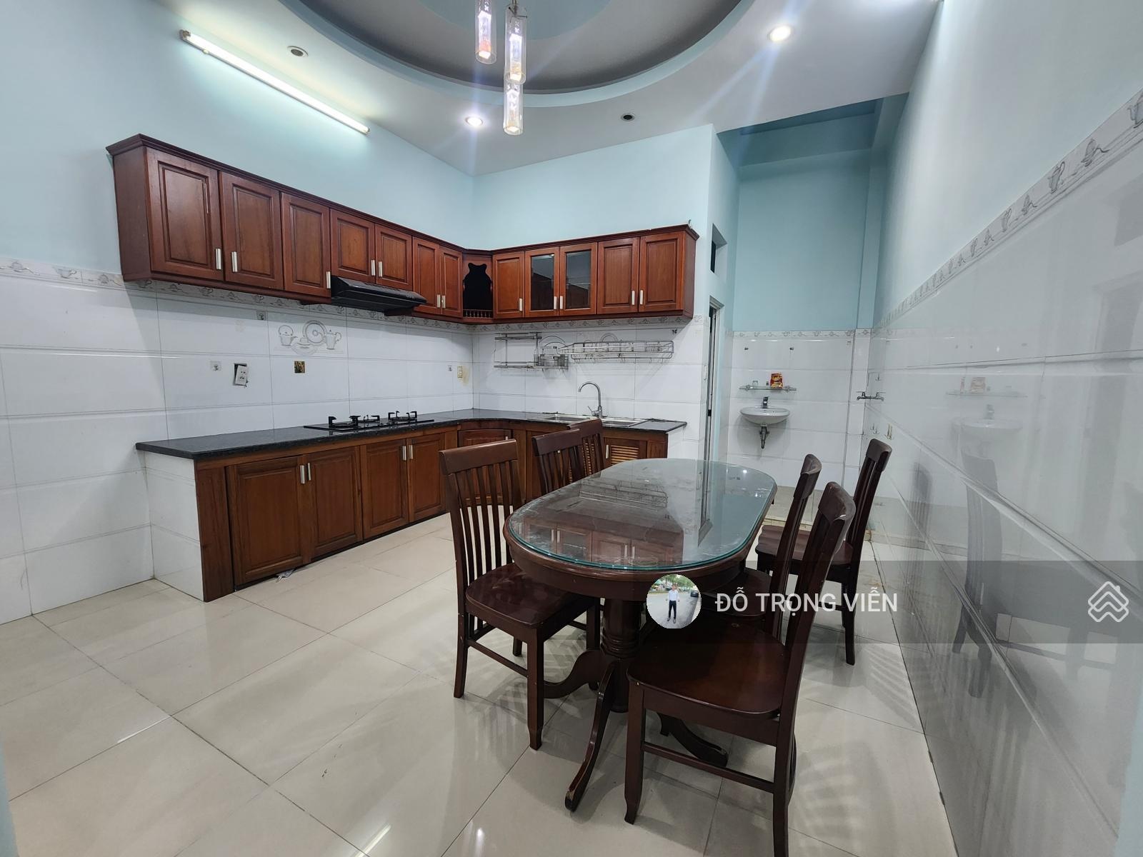 Hiếm. Nhà 3 tầng mặt tiền đường 5, Phường Tăng Nhơn Phú B