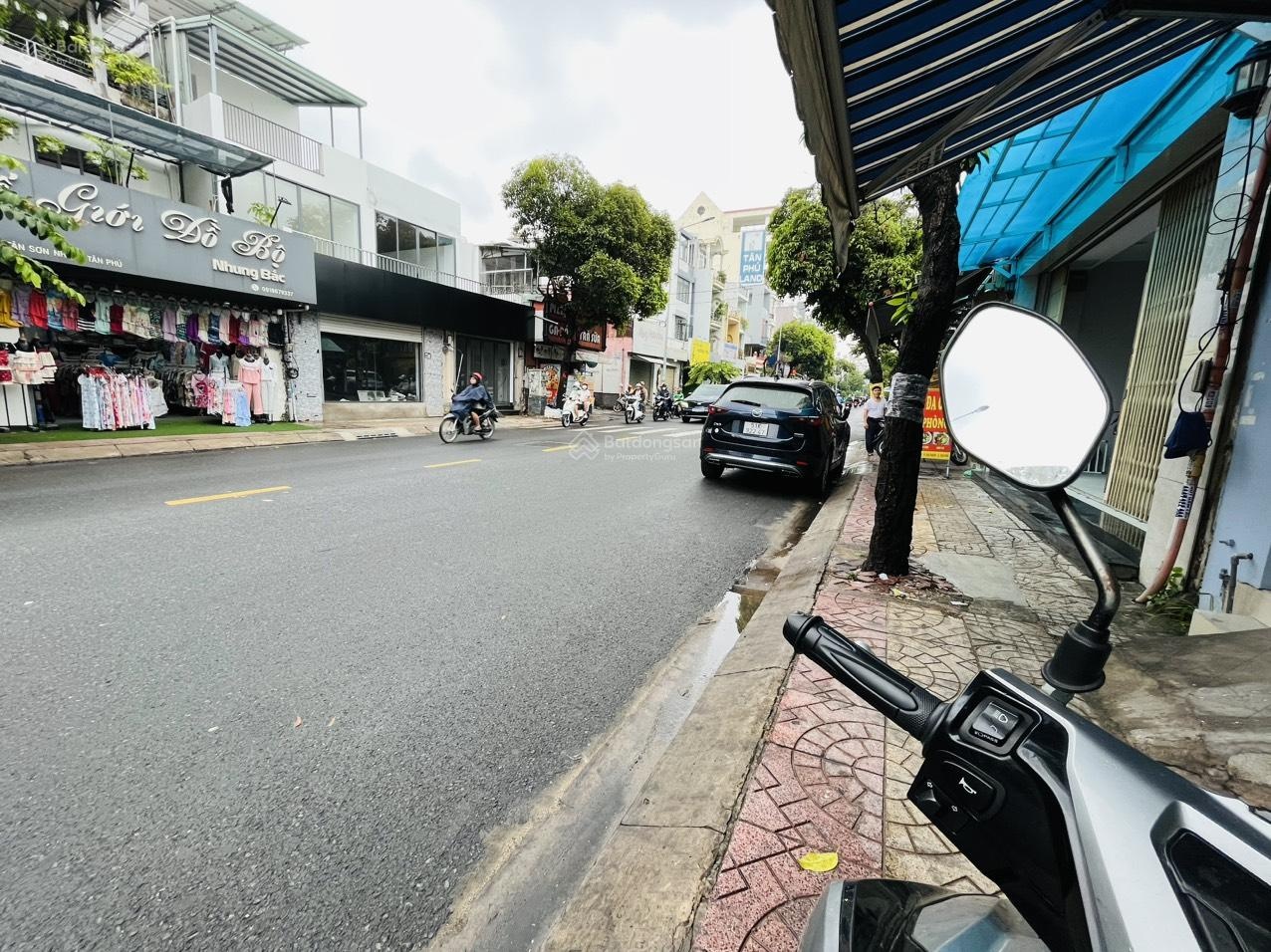 Mặt tiền kinh doanh đường Trương Vĩnh Ký, P. Tân Sơn Nhì. DT: 5x20.5m cấp 4. Giá: 18.9 tỷ