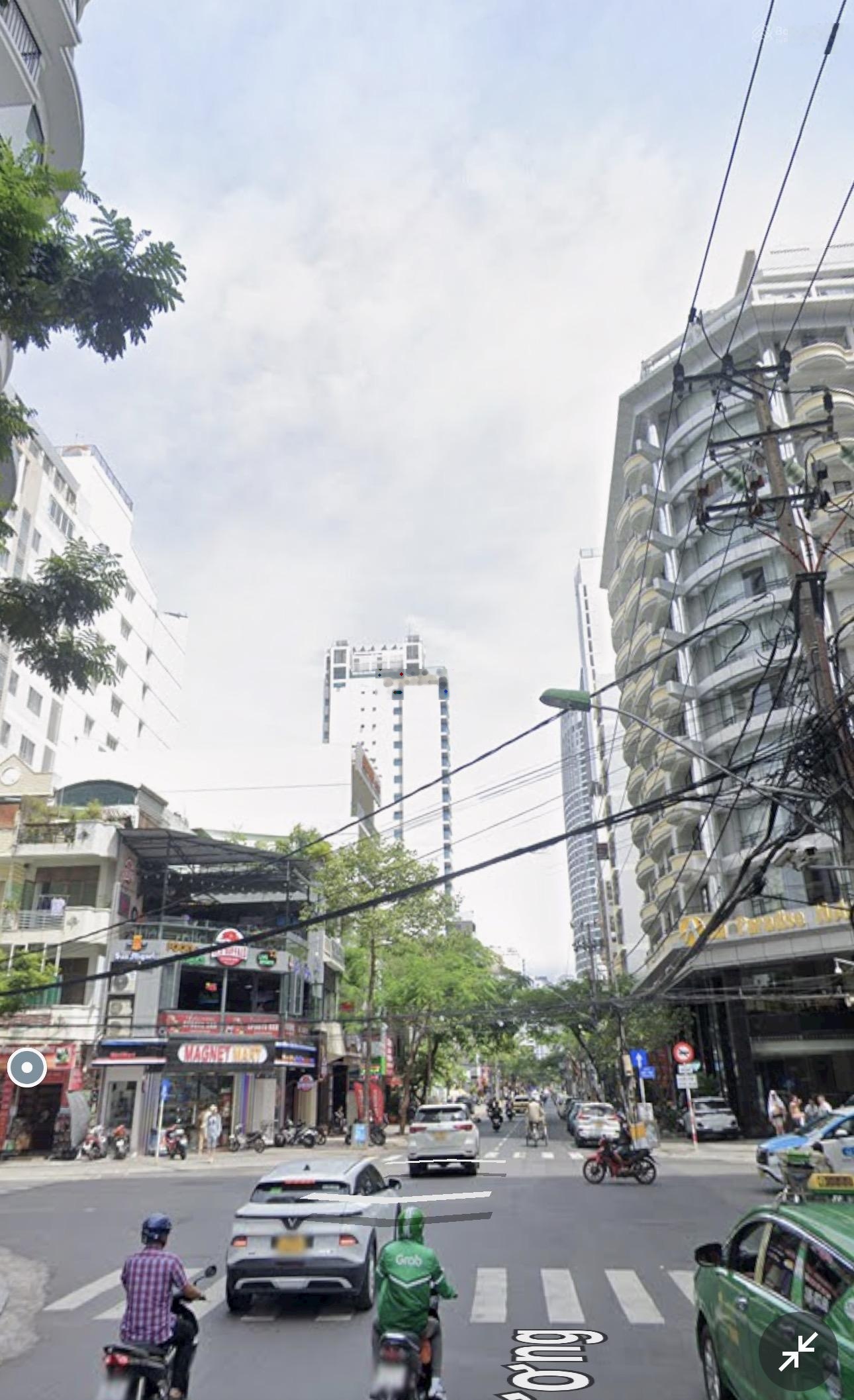 Bán nhà 3 tầng phố Tây Nha Trang, mặt tiền đường Hùng Vương, TP Biển Nha Trang, ngang 5m,chỉ 39,7tỷ