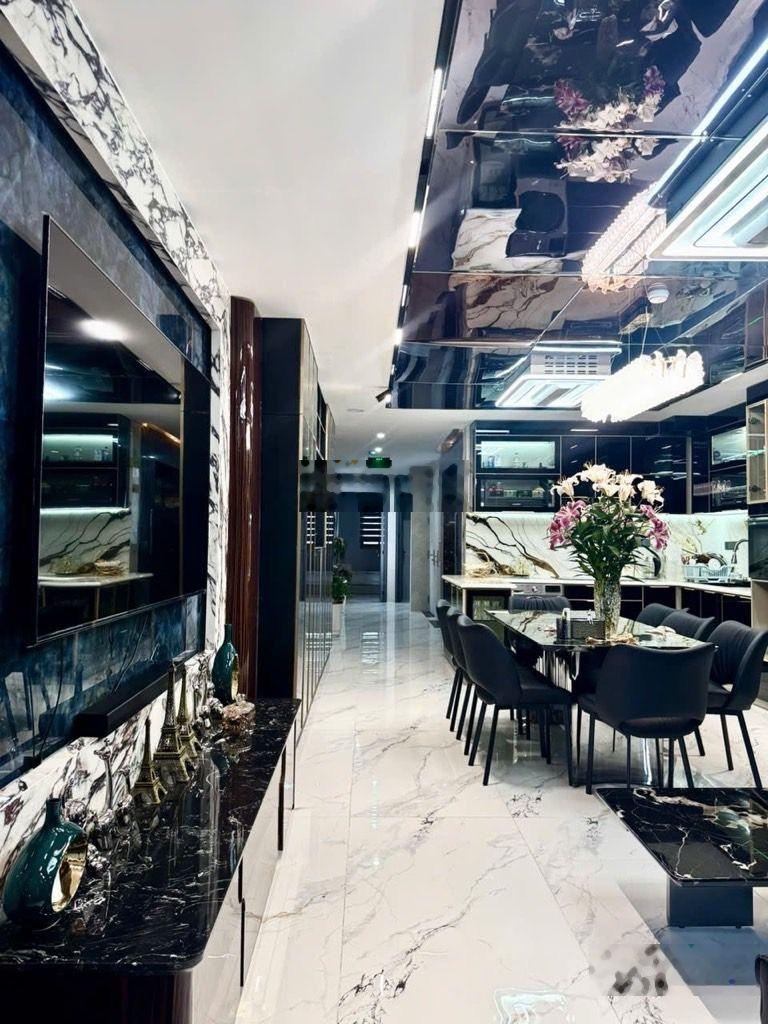 Nhà vip 5 tầng - 159m2 - dòng tiền 200tr/tháng - Tân Bình