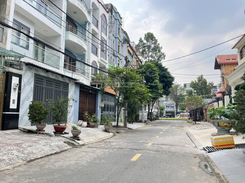 Bán nhà khu Tên Lửa, MT đường Số 28, DT 5 x 20m, 13.8 tỷ. Gần Aeon Mall (Tín Hưng)