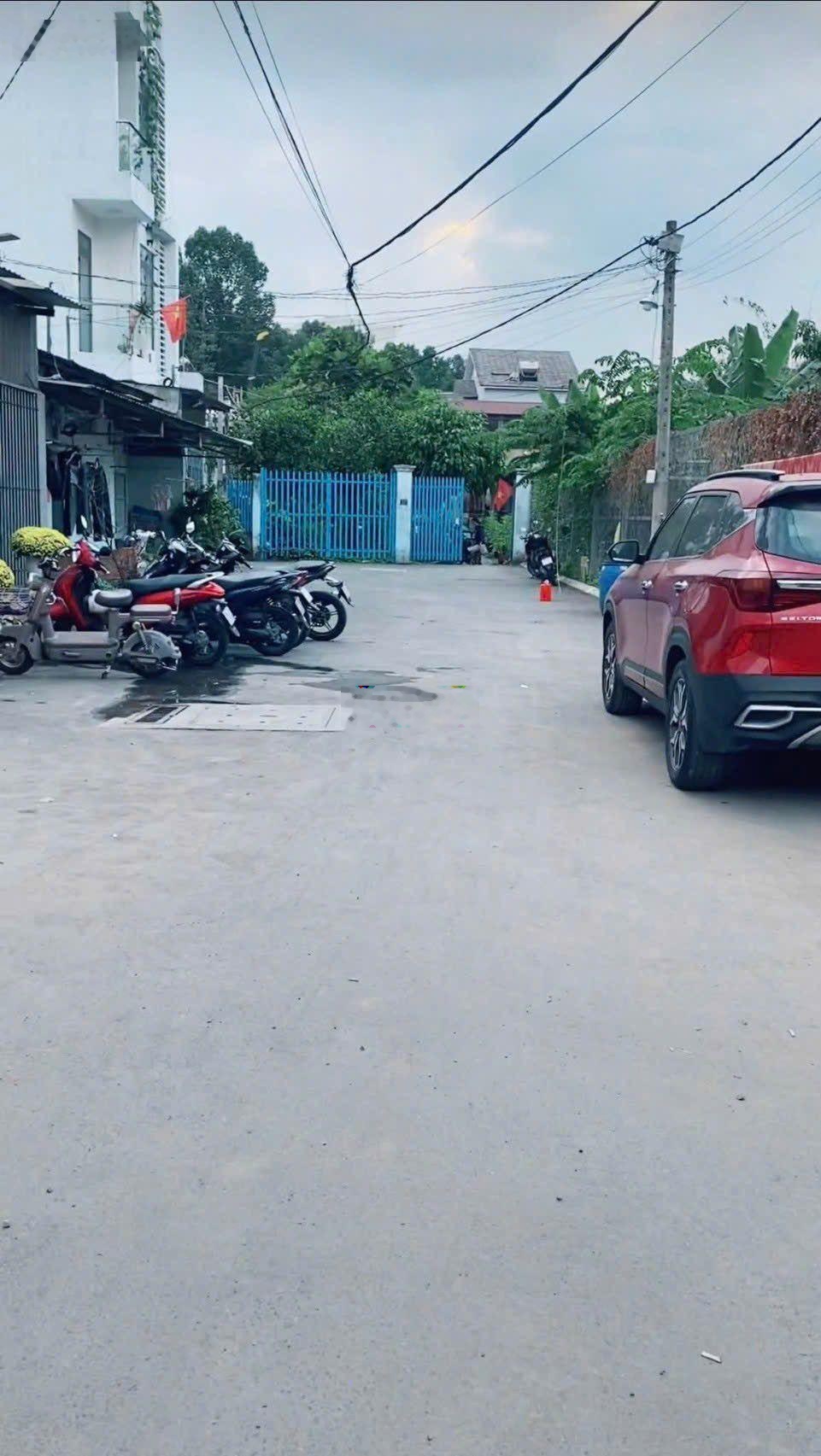 CGĐất xây Căn Hộ cao cấp, Khách Sạn, Biệt Thự vv... đường nhựa trước đất 8,5 m thông. Vị trí