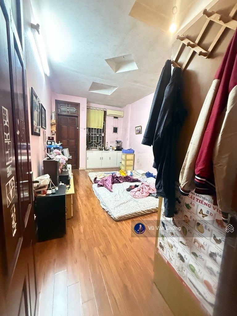 Bán nhà 6 tầng phân lô ngõ 115 Chiến Thắng ô tô vào nhà thang máy sổ vuông 14.2 tỷ