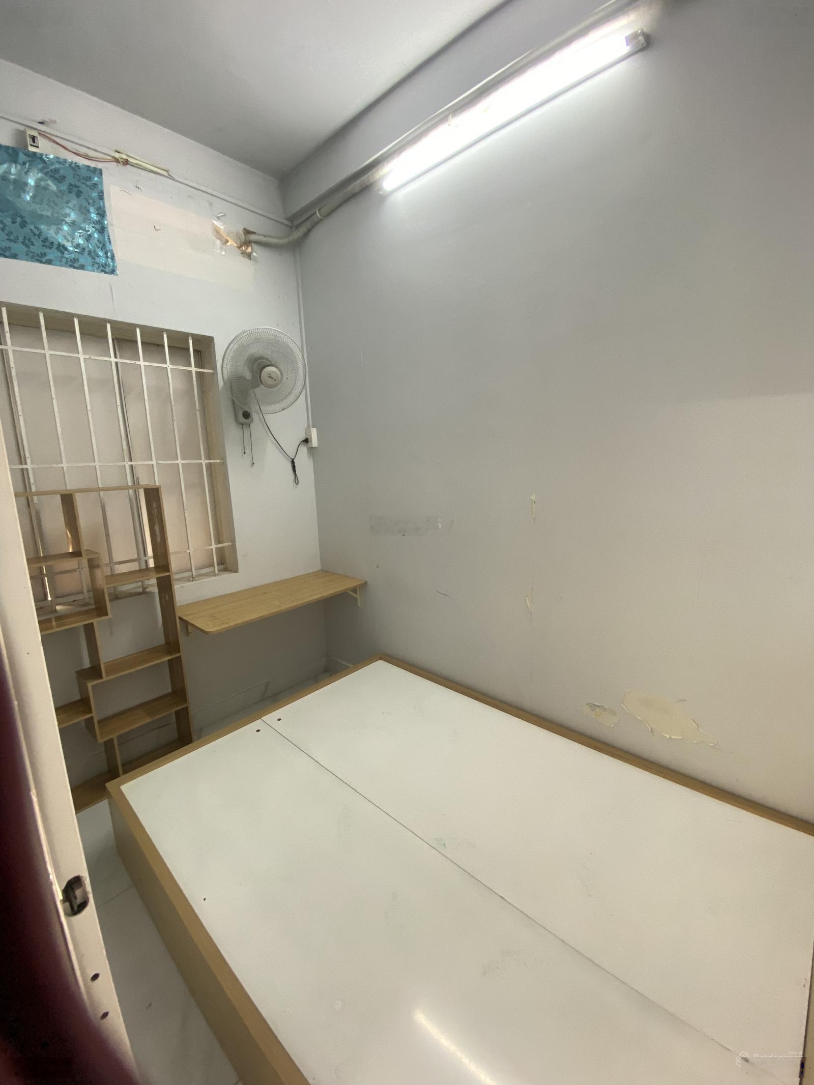 Chính chủ bán nhà khu ViP Nguyễn Cửu Vân, 4x8m nhỉnh 5tỷ