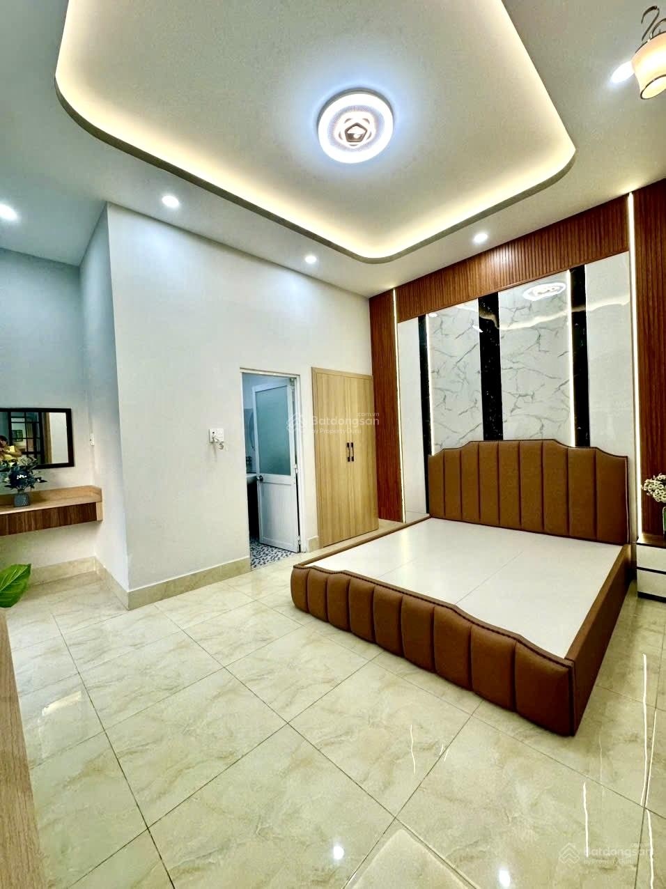 Bán Nhà Diện Tích Rộng Ngang Bề Thế Gần 10M Hẻm Xe Tải 6M Ngay TL 10 Chỉ Hơn 4 Tỷ