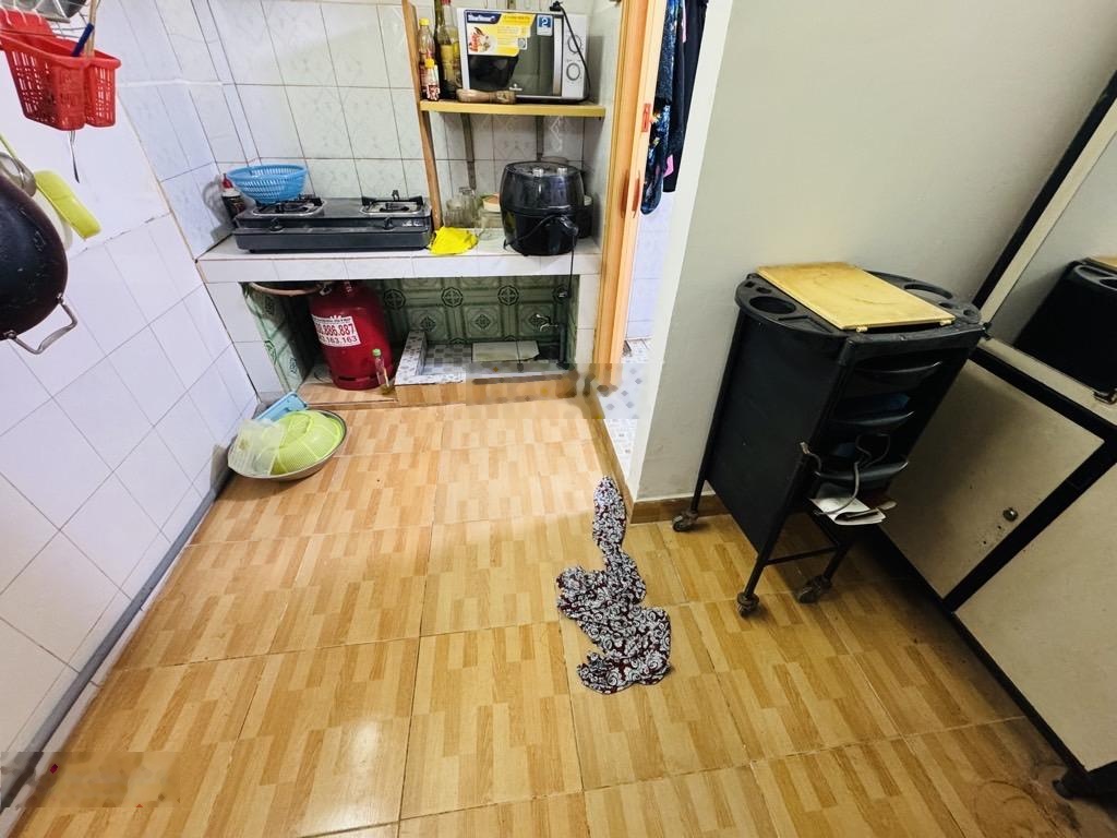 Chính chủ gấp bán giảm 300tr nhà 4 tầng Bùi Hữu Nghĩa gần chợ Bà Chiểu chỉ hơn 4tỷ