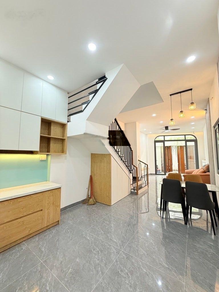 1/ tân sơn nhì trung tâm tân phú 4 tầng full nội thất chỉ hơn 6tỷ