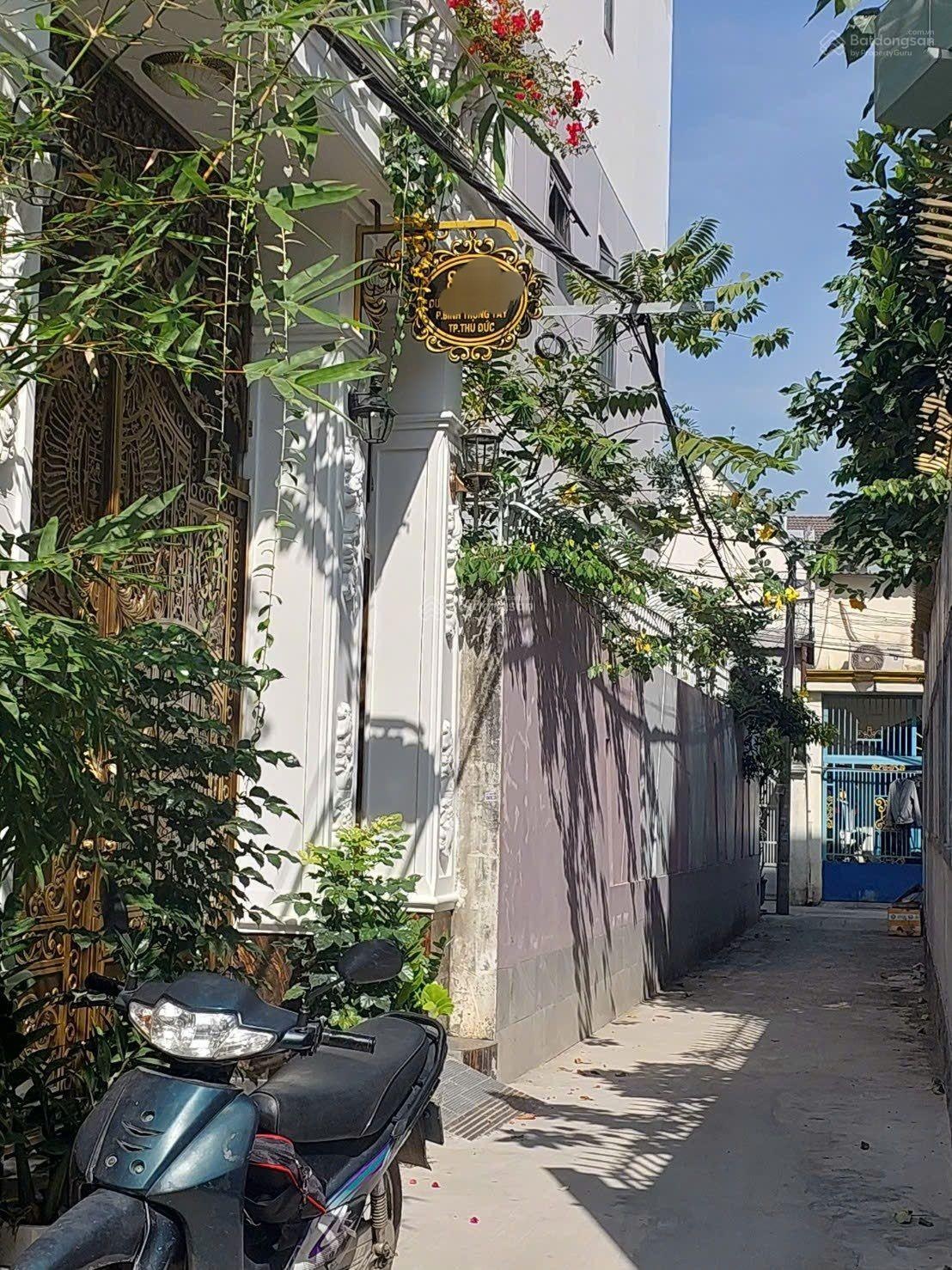 Nhà 2 tầng ở ngay đường 13,P. Bình Trưng,55m ngang 7/6.5 dài 18 hẻm thoáng mát hàng xóm dân trí cao