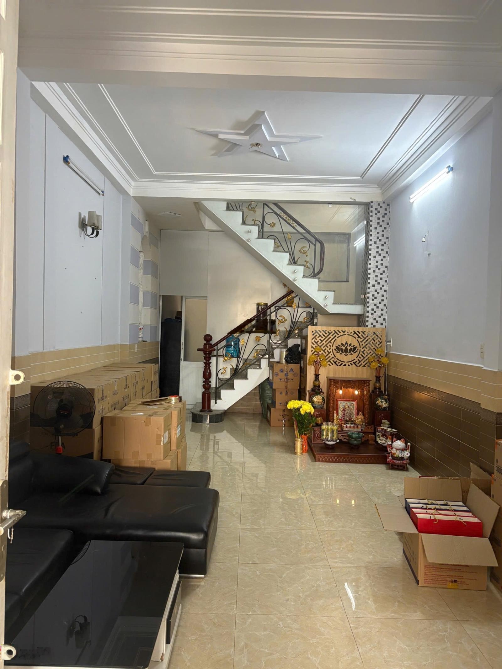 Bình Trị Đông - Bình Tân, hàng vip khu kinh doanh khu Lê Văn Quới còn đúng 1 căn