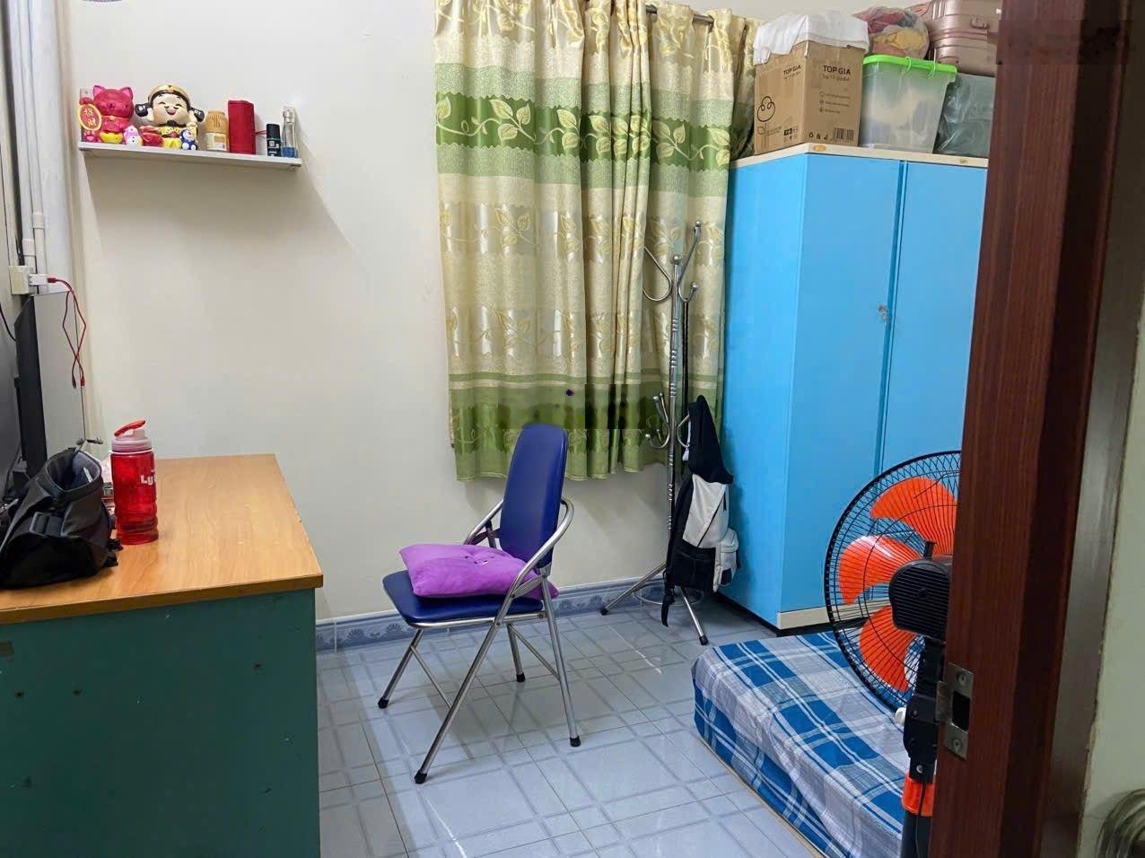 Cho thuê nhà nguyên căn hẻm xe hơi phú định 44m2 - 2 tầng 2_pn _ 8tr/ tháng