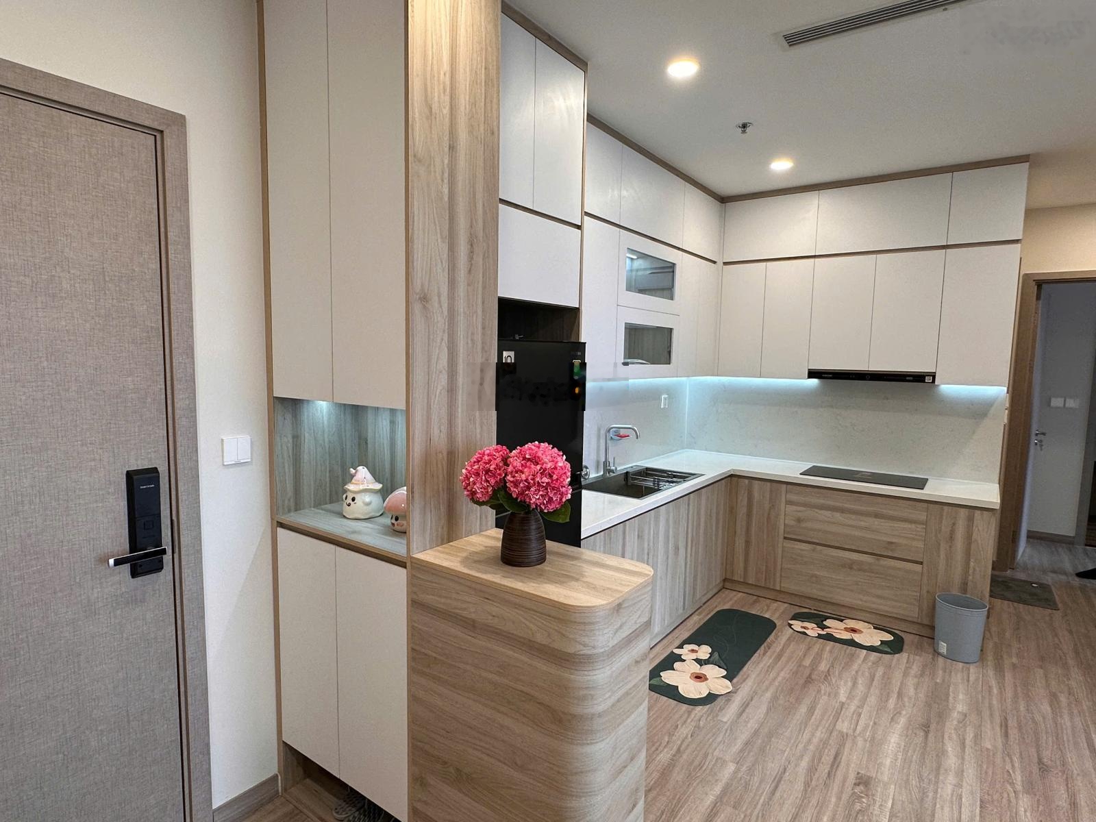 Cho thuê CC tại Ecopark, 10 triệu, 70m2, 2PN, 2WC, hướng Nam, giá ưu đãi