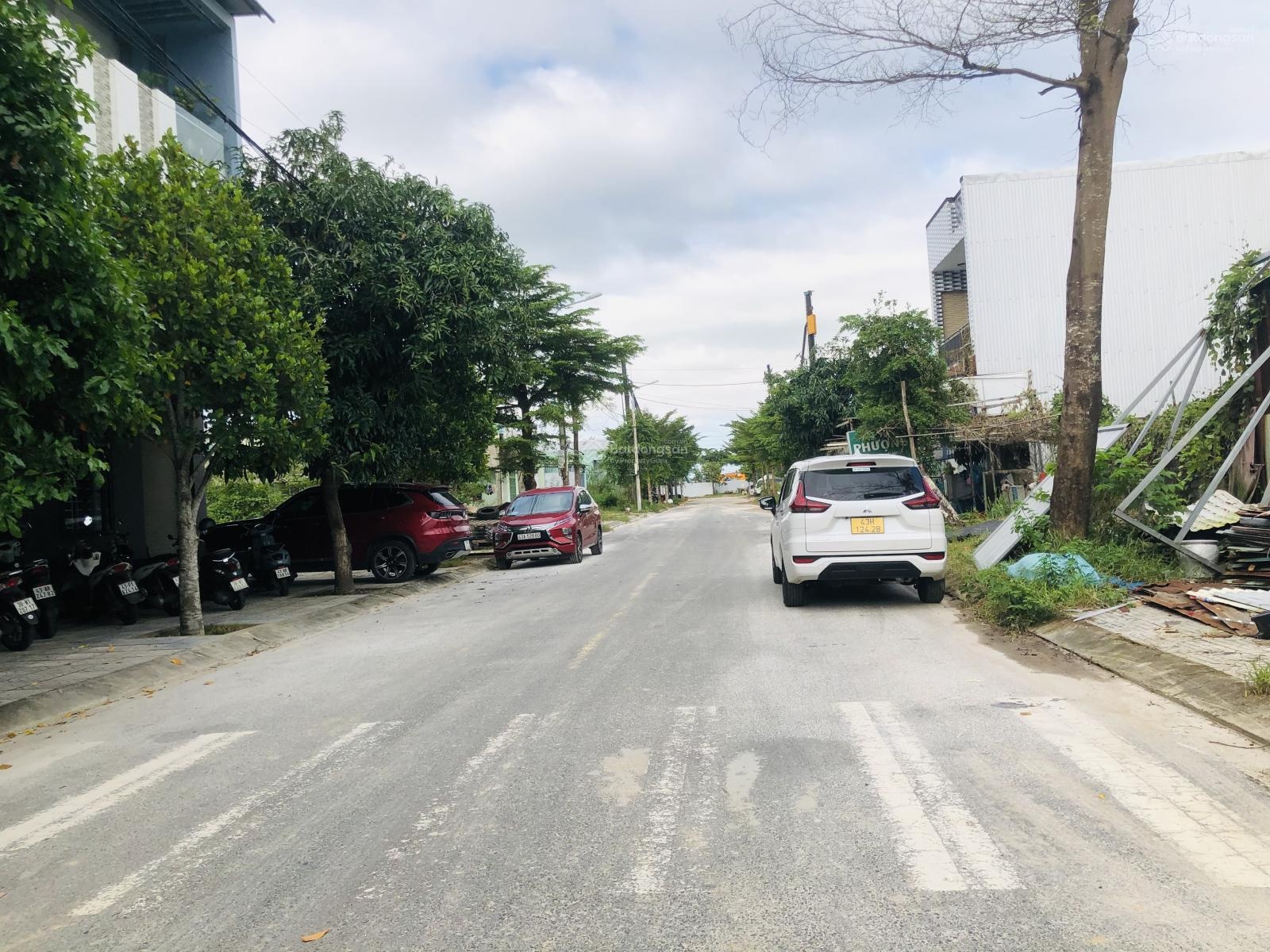 Bán Đất Mặt tiền Kinh Doanh Hoà Liên 3 Trục Chính Thông Đường Vành Đai Tây Sát Nhà Hàng Tiệc Cưới.