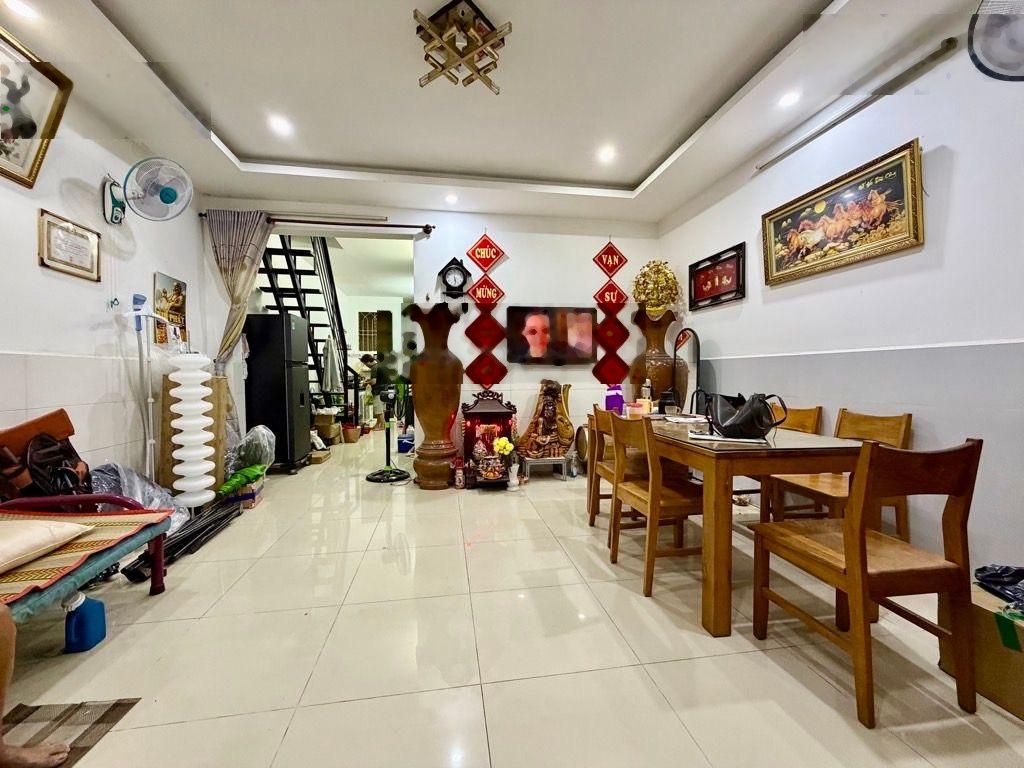 Bán nhà bình thạnh điện biên phủ sát quận 1 ngang 5m giá 8 t.ỷ