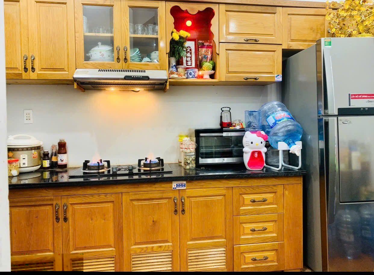 Nhà đẹp 4 tầng hẻm vip xe hơi nguyễn hữu tiến - khu nhà cao tầng đường nhựa sạch sẽ