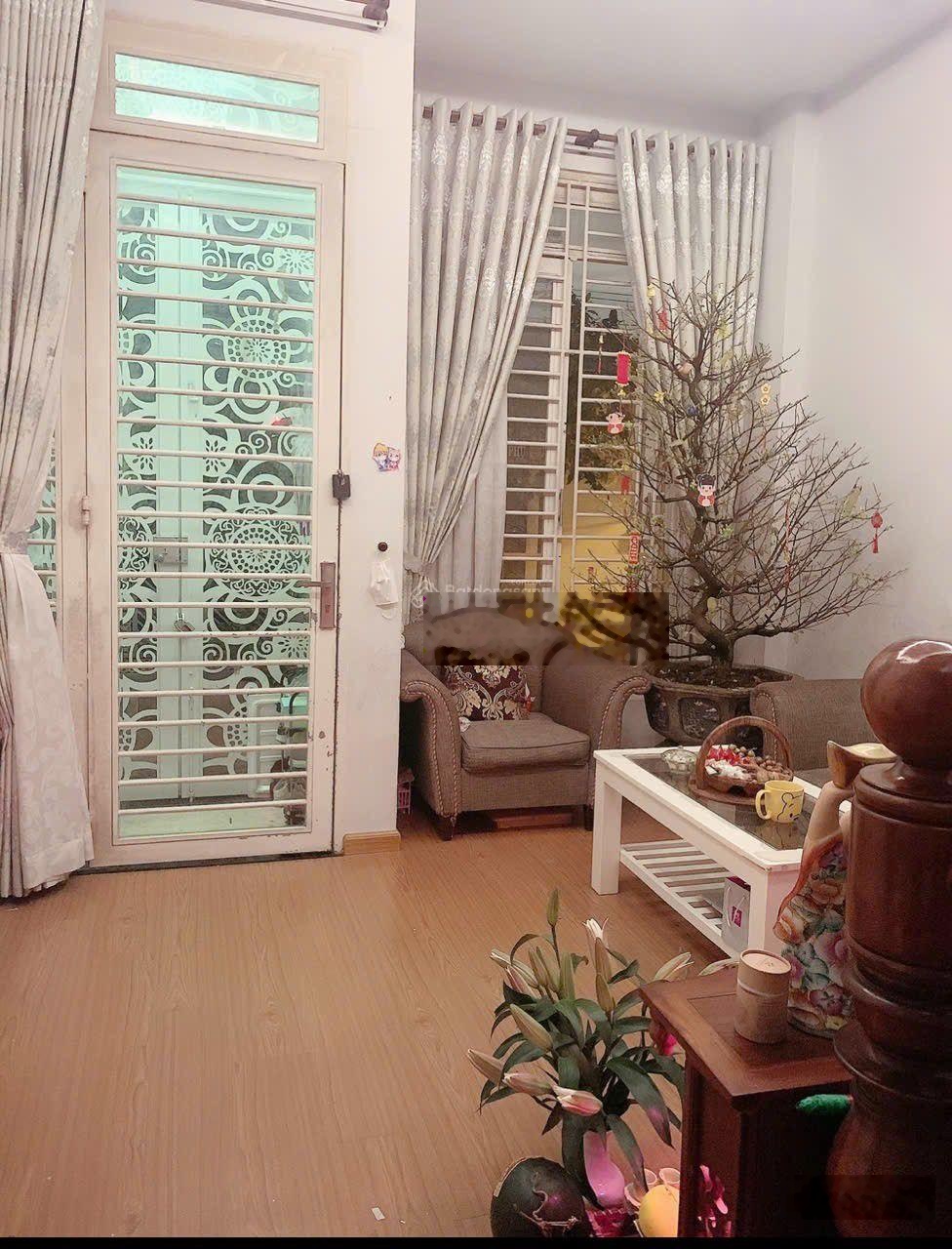 Nhà đẹp 4 tầng hẻm vip xe hơi nguyễn hữu tiến - khu nhà cao tầng đường nhựa sạch sẽ