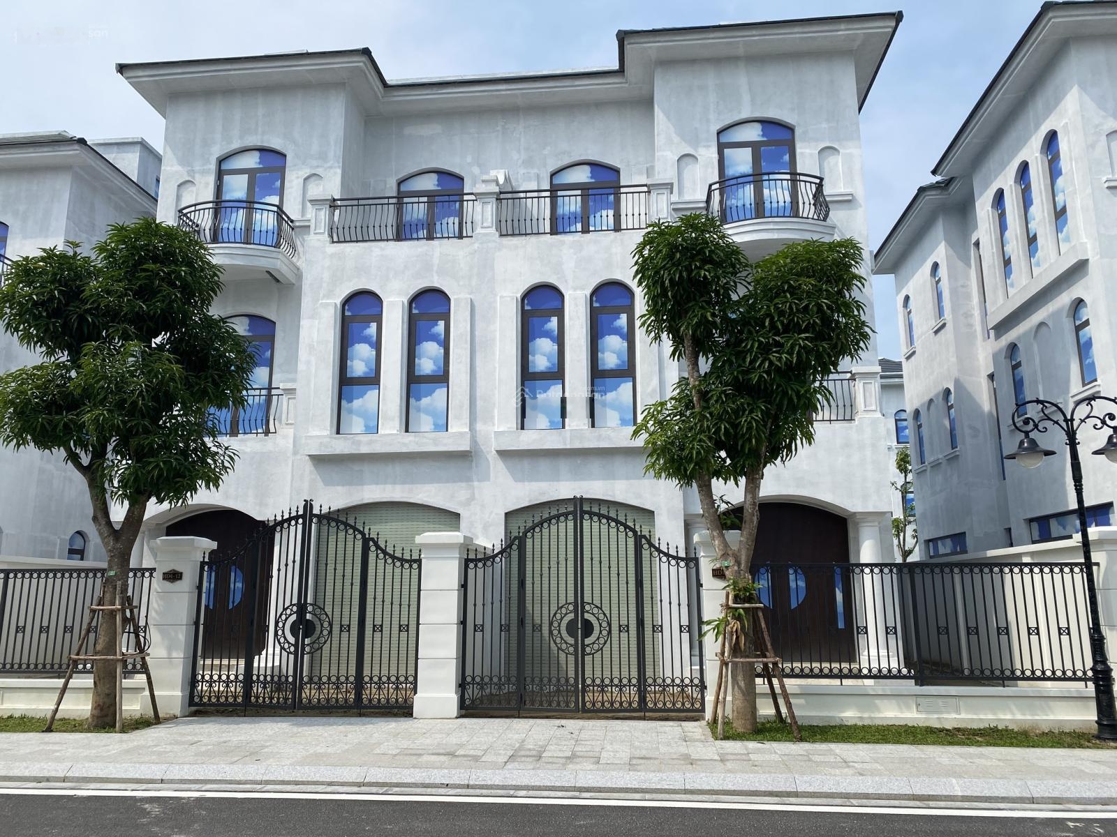 Góc chuyển nhượng bt song lập view công viên kđt vinhomes thanh hóa.lh: 097582869