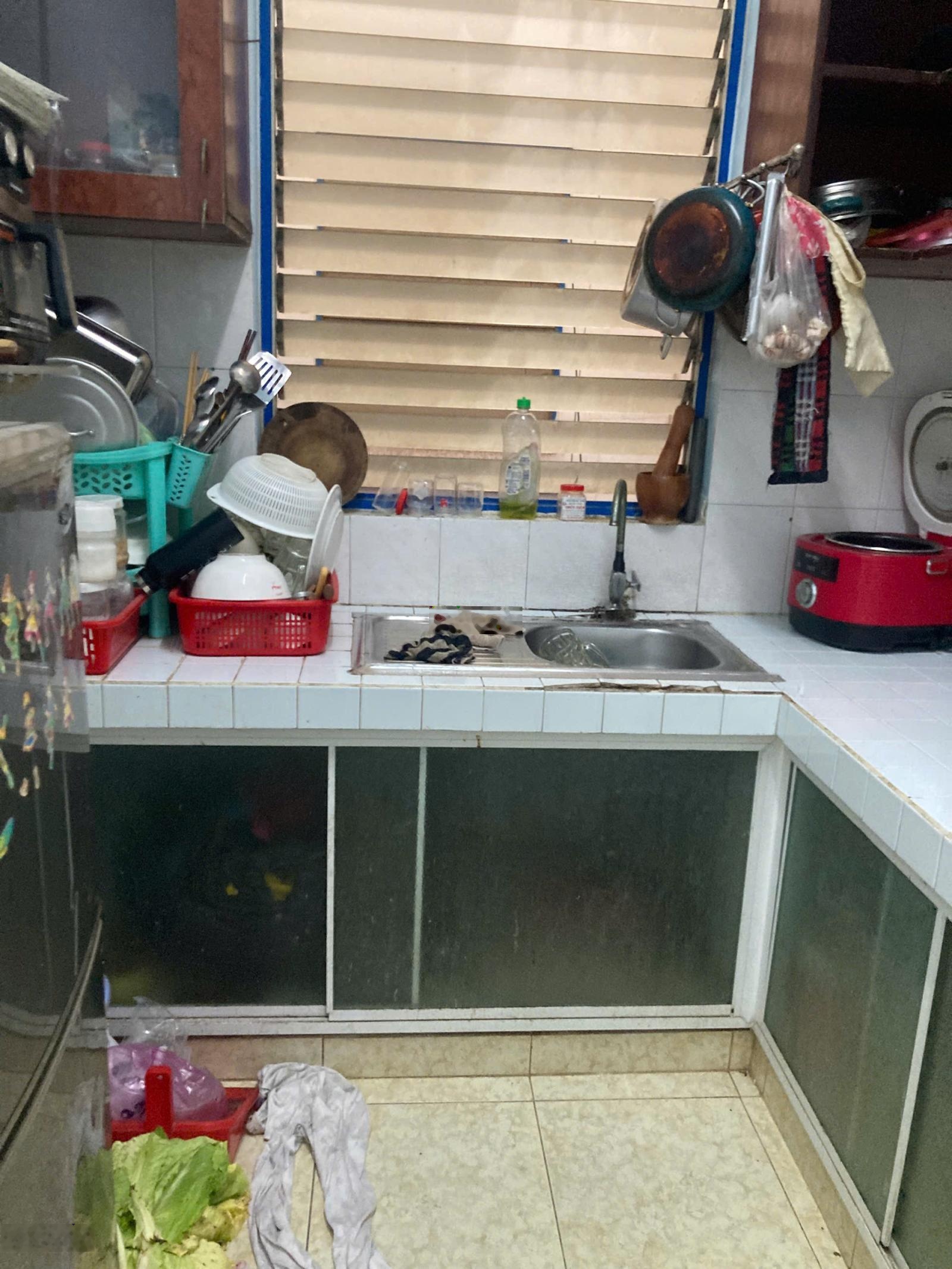 Cần bán chung cư Bùi Minh Trực P6 Q8. DT: 44,3m2, 1PN, 1WC, giá: 1.550tỷ LH: 0355470388