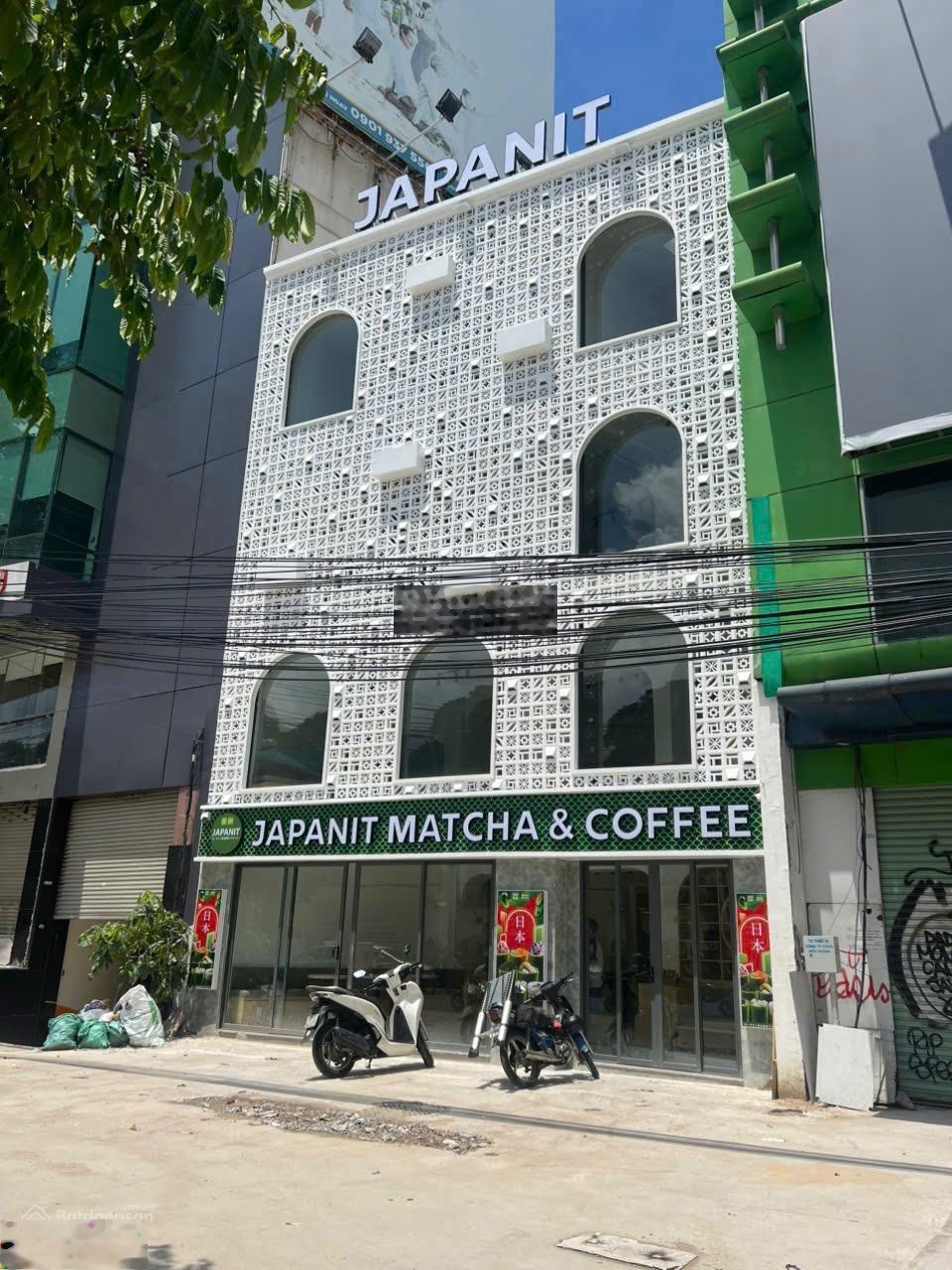 Siêu hiềm! Nhà 2 mặt tiền Cách Mạng Tháng 8, P. Bến Thành Q.1| DT: 8.5x15| 4 tầng| HĐT 250Tr| 100tỷ