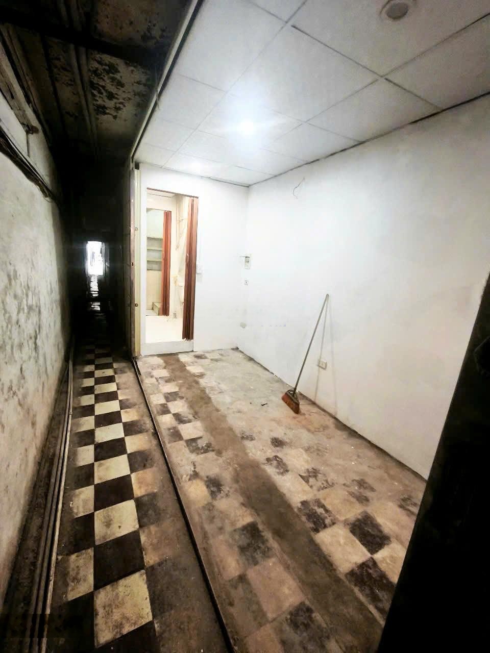 Cho thuê nhà vị trí vàng phố cổ Hà Nội, Hàng Ngang Hàng Đào Hoàn Kiếm chỉ 6 triệu/tháng