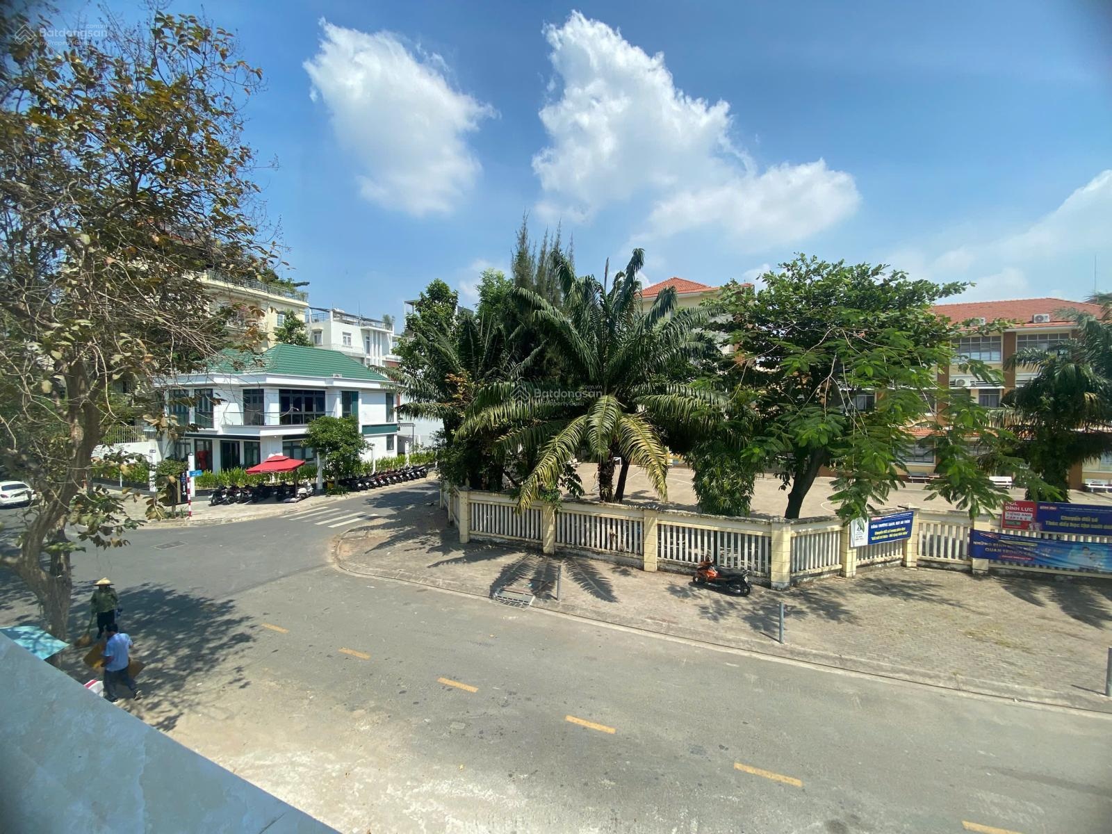 Cho thuê văn phòng / mặt bằng Đường 38, An Khánh, 7x15m, giá 90tr, 4 tầng, trống suốt