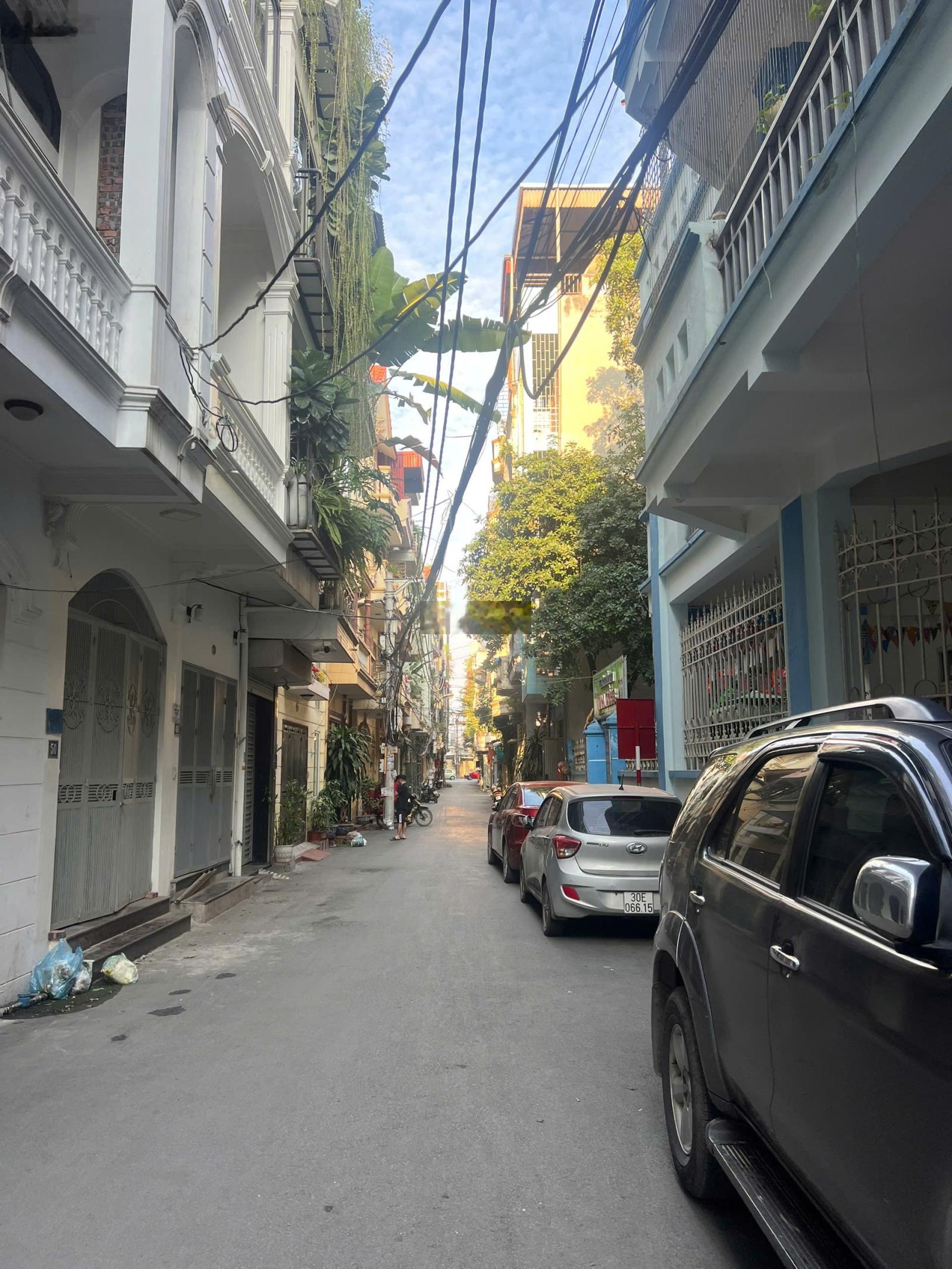 Giảm 1 tỷ văn quán 59m 5 tầng mặt tiền 5m ô tô vào nhà 15,8 tỷ