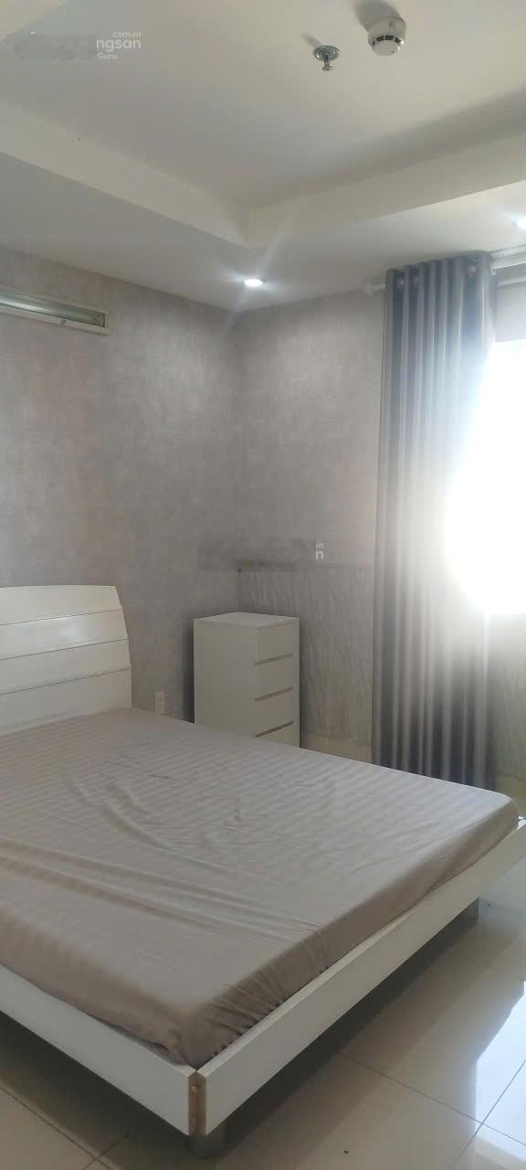 Căn hộ đầy đủ nội thất tại chung cư gold star - 2pn, 2wc, 1khach, 1bep 72m2 6tr/th. lh 0373357161