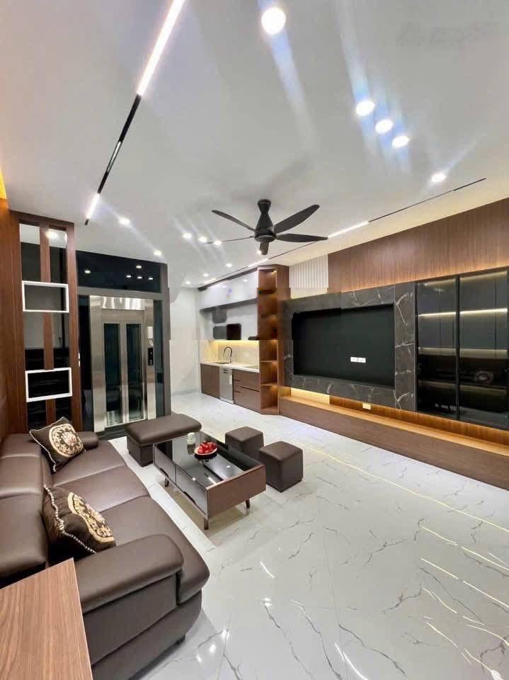 Chính chủ bán nhà đường Tây Mỗ DÂN XÂY ĐƠN LẬP 35m 5 tầng chỉ 6,8 tỷ