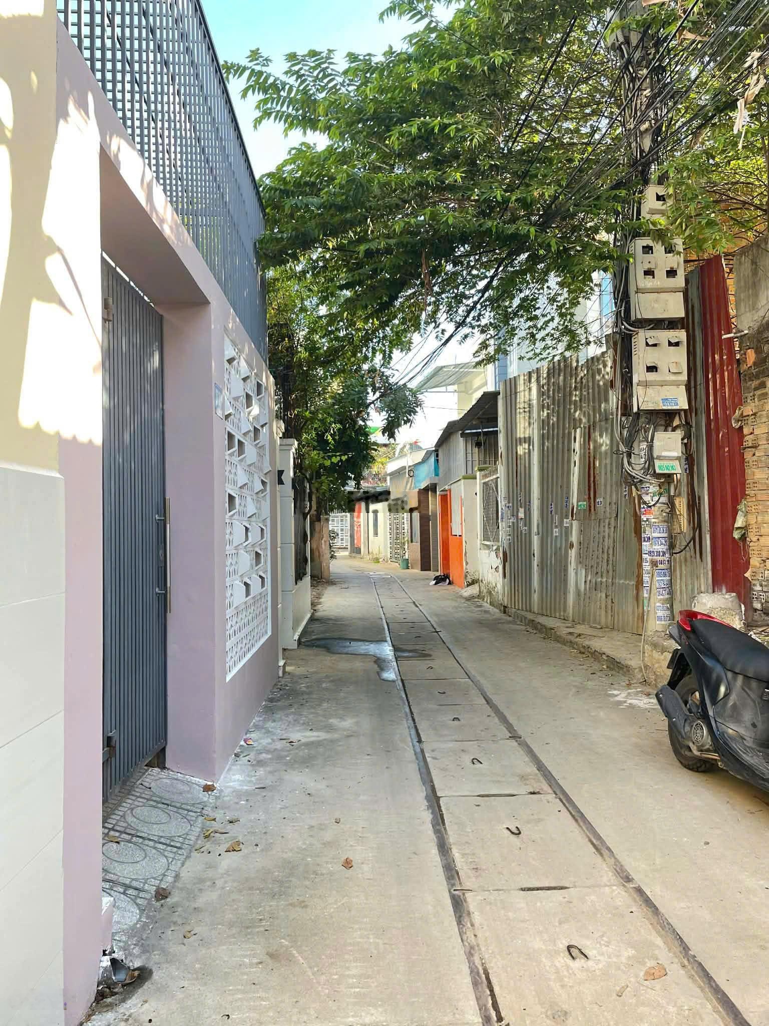 Chính chủ bán nhà hẻm ô tô đường Xóm Chiếu, gần siêu thị GO Nha Trang