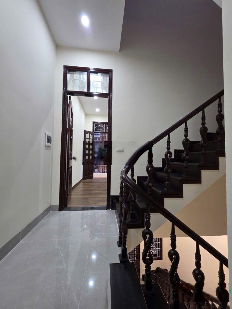 Em bán nhà dân xây phố cổ Hà Đông DT 48m2, 5 tầng 12ty8 ôtô đỗ cửa