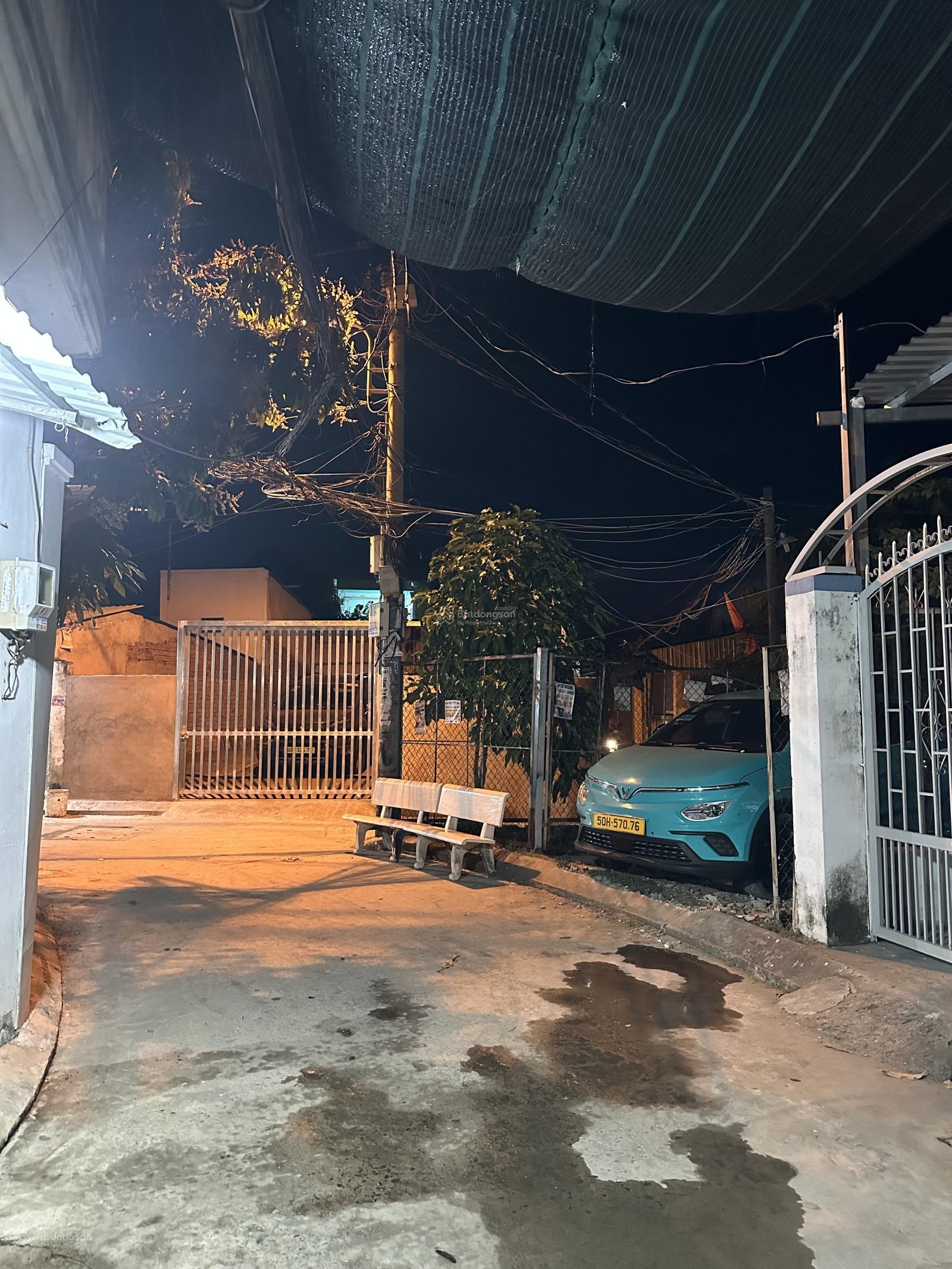 Bán nhà nhỉnh 6 tỷ, HXH, gần Nguyễn Văn Tạo, 3 tầng, 5.8x18m, Nhà Bè