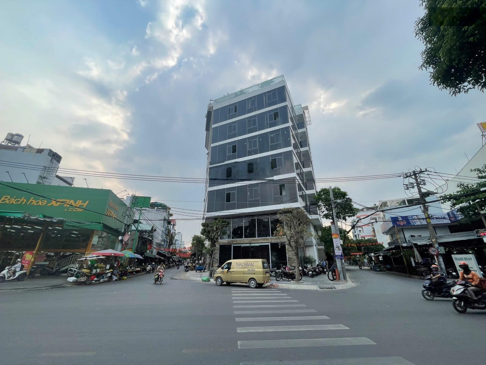 Cho thuê góc 3 mặt tiền - siêu vị trí - tọa lạc tại lê đức thọ - quận gò vấp