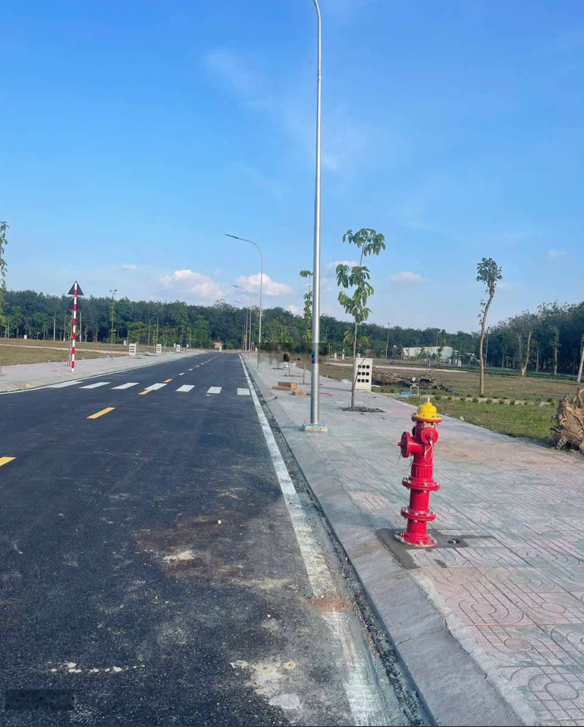 Đất nền trong khu dân cư hiện hữu quy mô phù hợp, vị trí rõ ràng