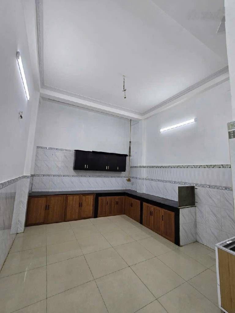 Bán Nhà tại An Dương Vương, 6,6 tỷ, 56m2, 4PN, 3WC, 3 tầng, hẻm 5m.