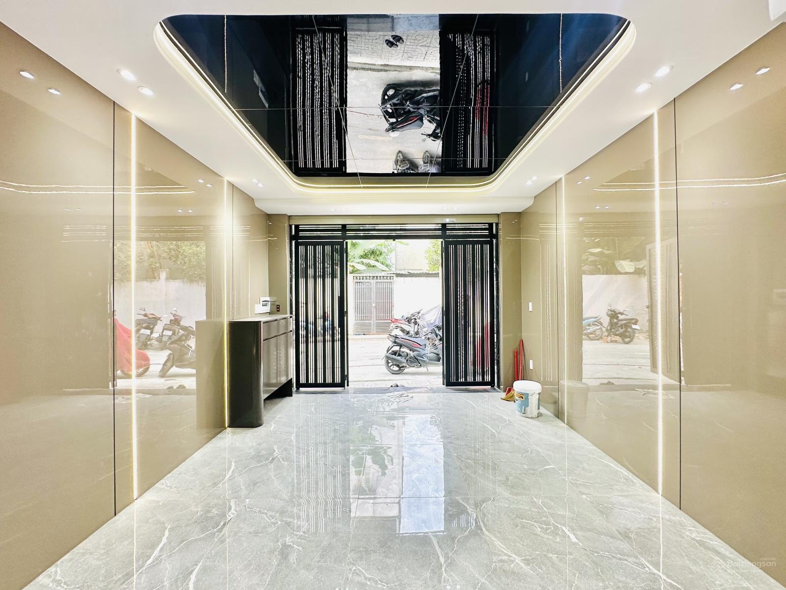 Nhà phố 4.2m x 13m 1 lửng 3 lầu hẻm 8m có vỉa hè đường Nguyễn Ảnh Thủ P. Tân Chánh Hiệp