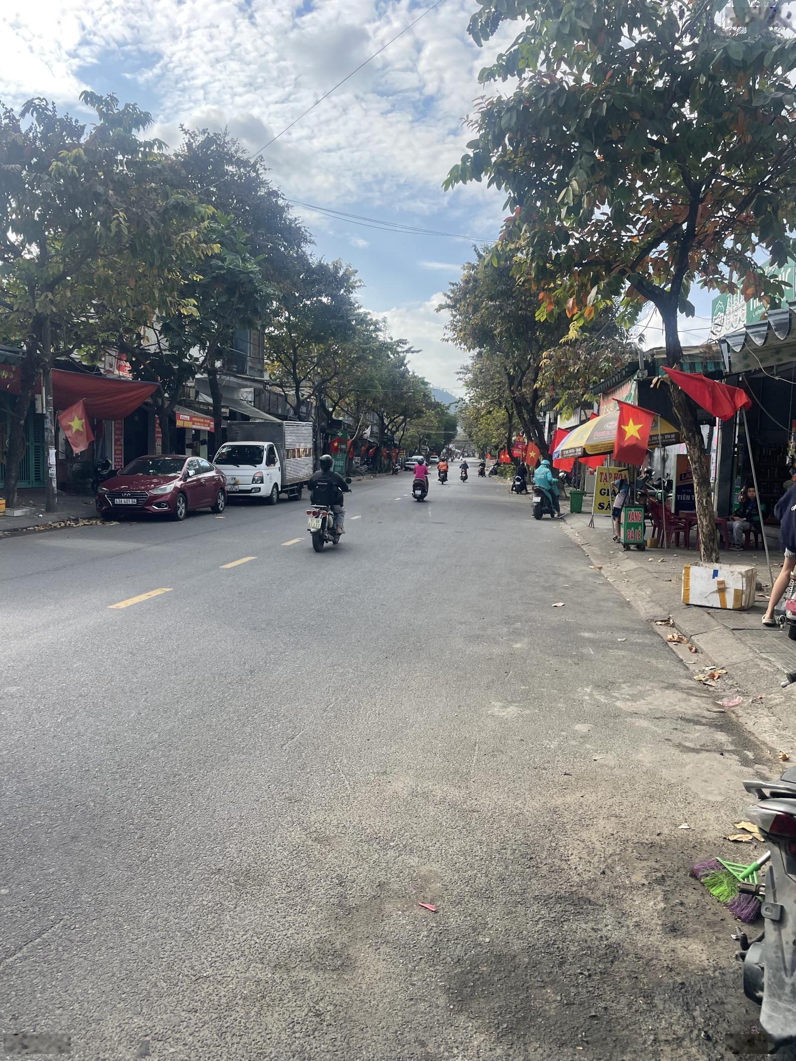 Cần tiền bán gấp dãy trọ mặt tiền Phạm Như Xương diện tích khủng 149m2 giá nhỉnh 6 tỷ