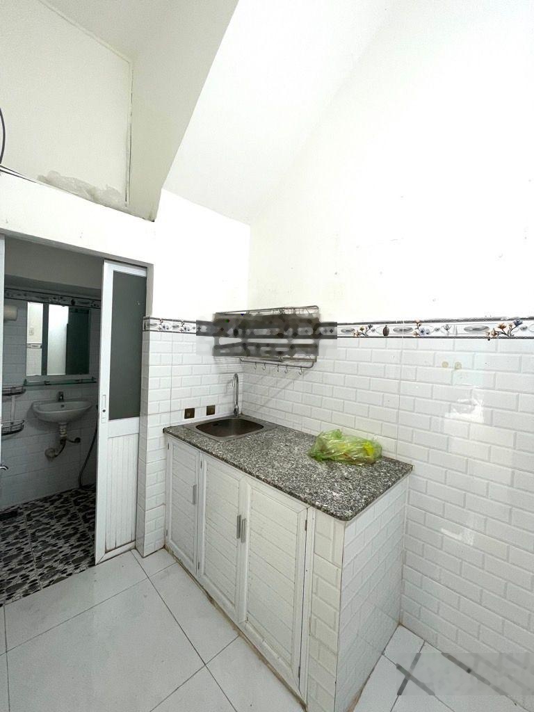 Bán nhà đường số 9 Gò vấp- Giá 3,3 tỷ Dt:22m2: 3,5*6,3m.nhà 1 trệt 1 lầu