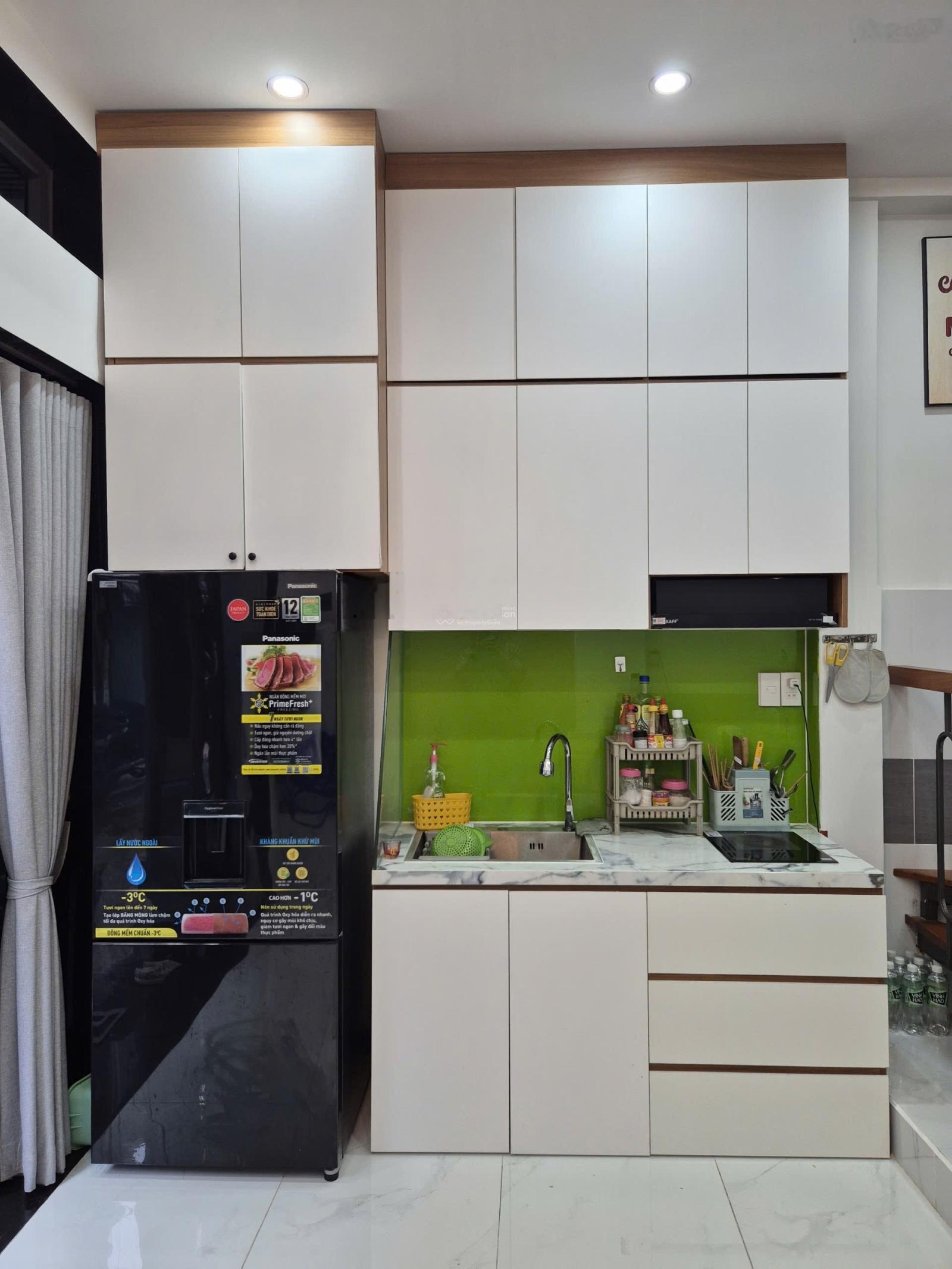 Bán gấp nhà Quận 10 mới 100% 3 Tầng BTCT chỉ nhĩnh 4 đ